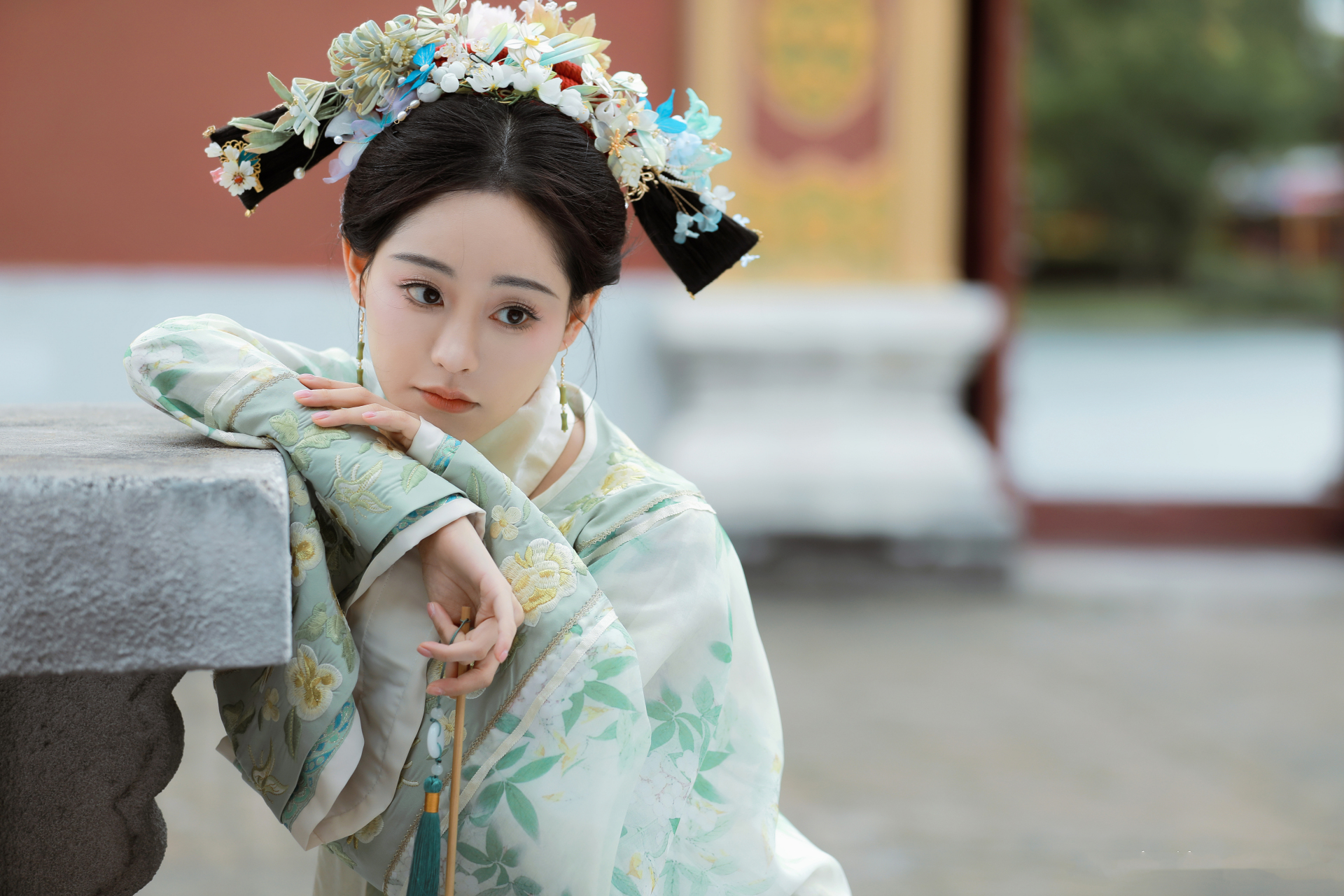 祝绪丹清装写真大片来了!请评价!  #祝绪丹