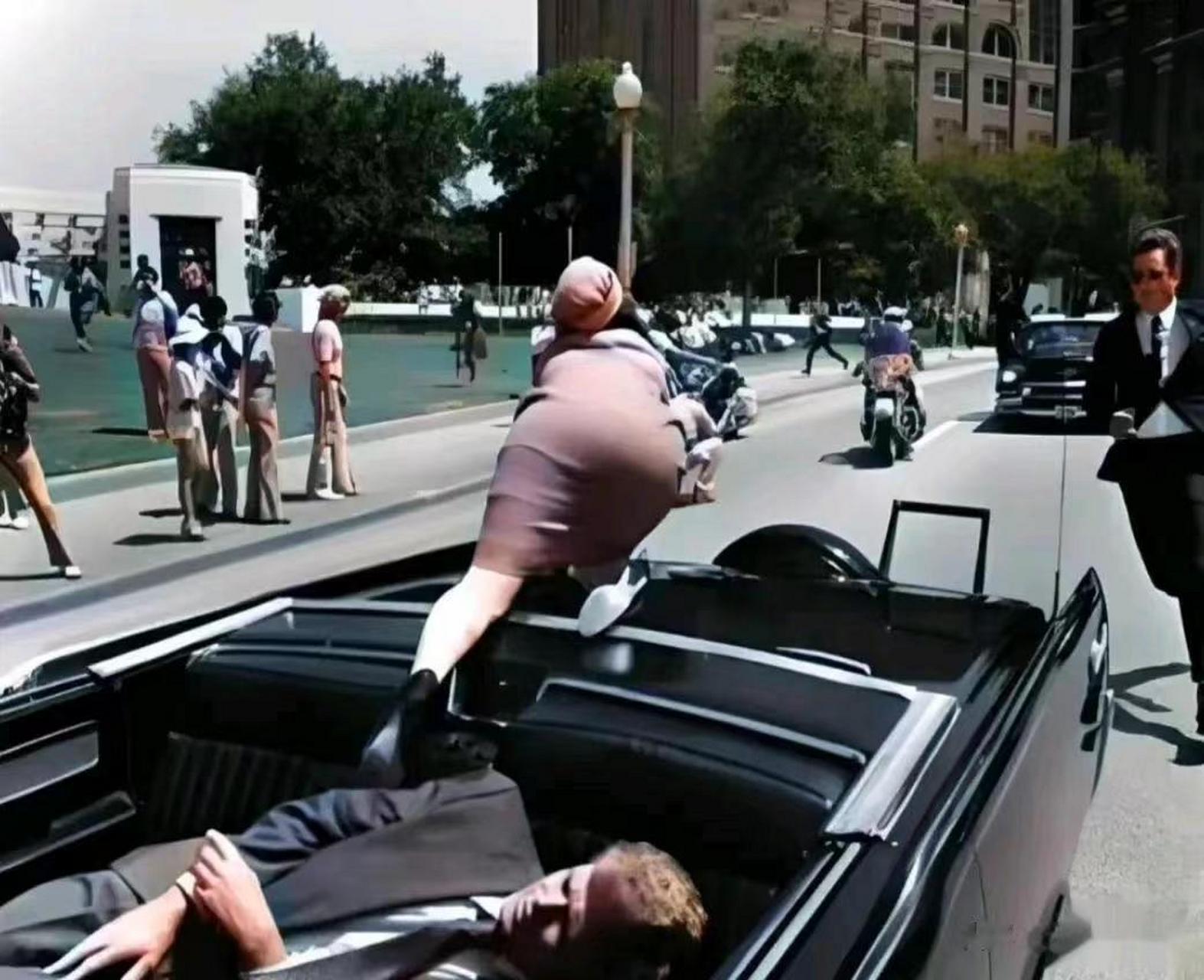 这是1963年约翰·肯尼迪遇刺的真实照片.