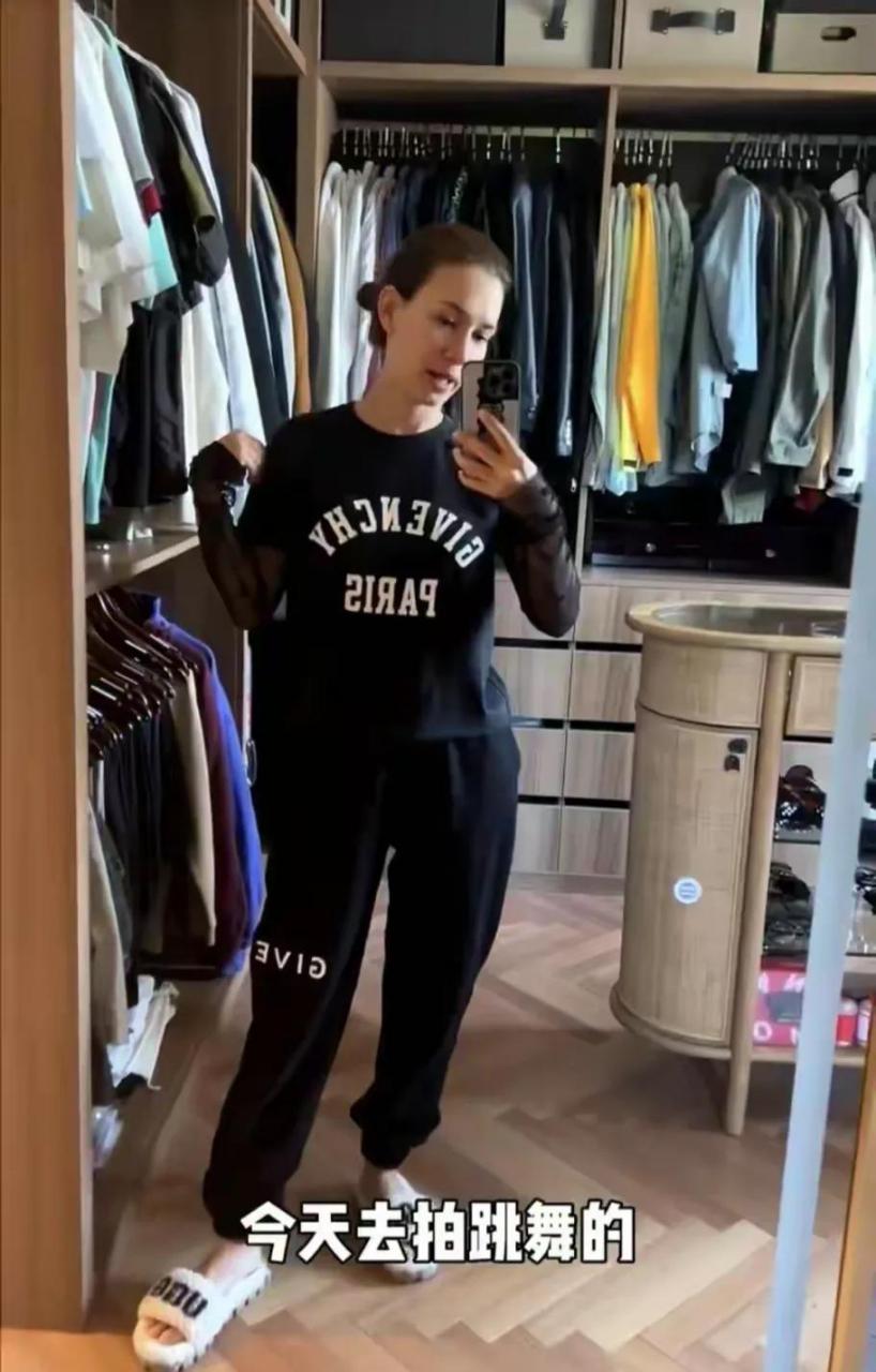 韩庚老婆卢靖姗,因为穿着和豪宅,引发热议!