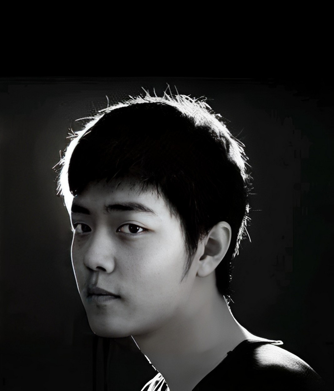 素食主义的肖战,婴儿肥的脸和肉鼻子,乍一看不像明星!