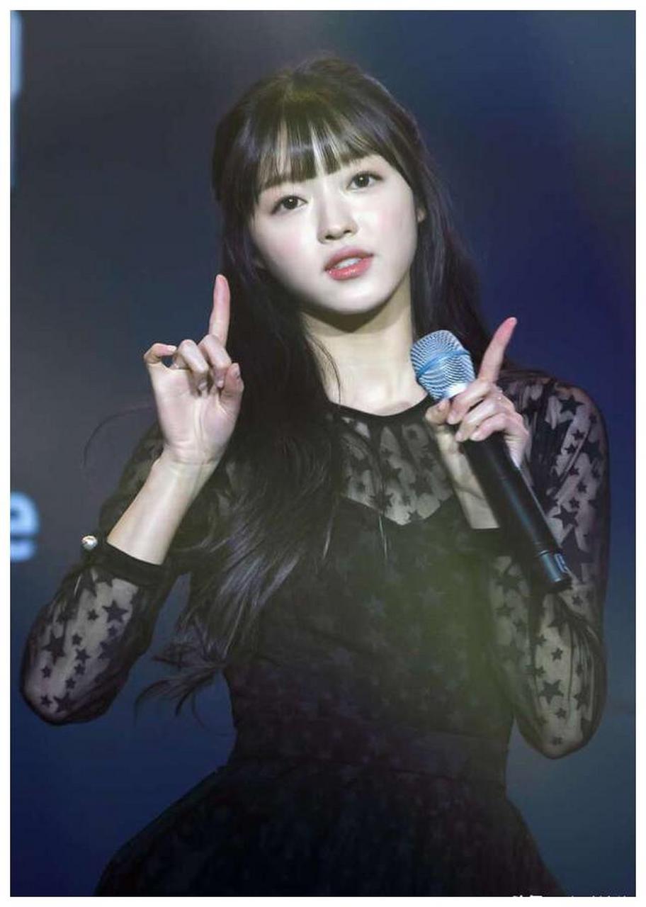 韩国"甜美"歌手刘是我,穿搭可人又显高,精致女生穿搭就看她