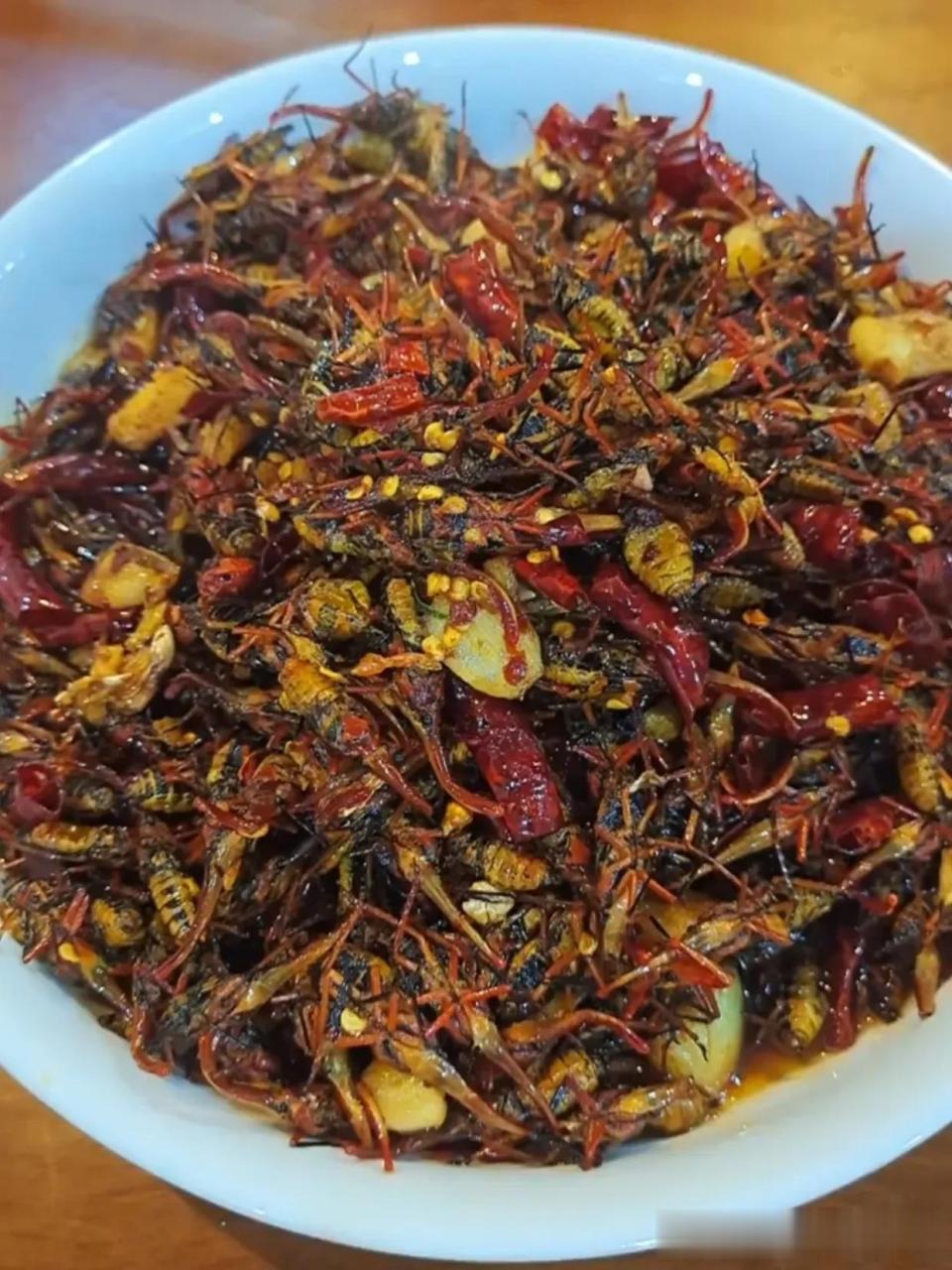 麻辣油炸龙眼鸡!