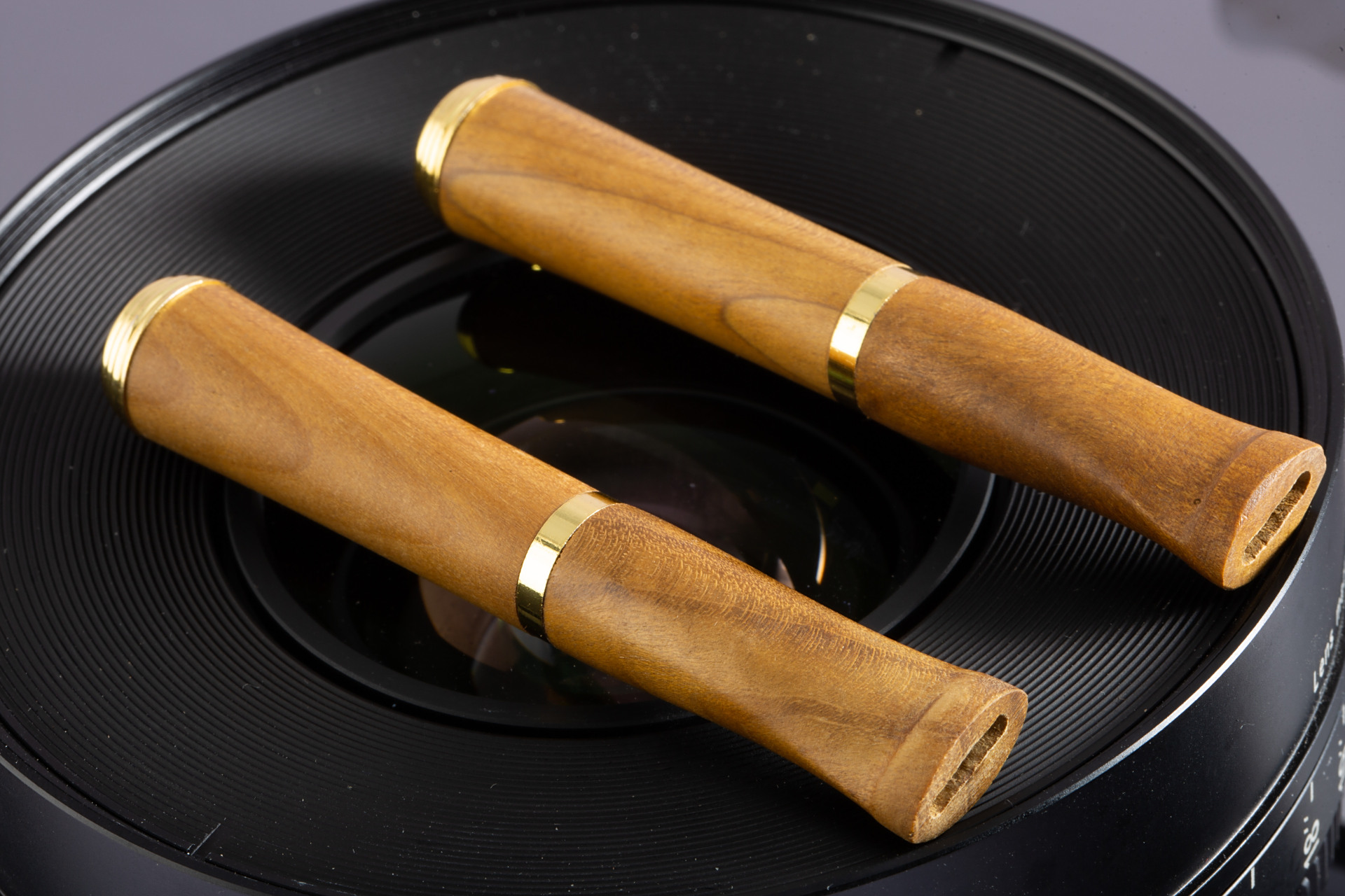 还是净烟器?绿伞金丝楠净烟器着实惊艳到我了!