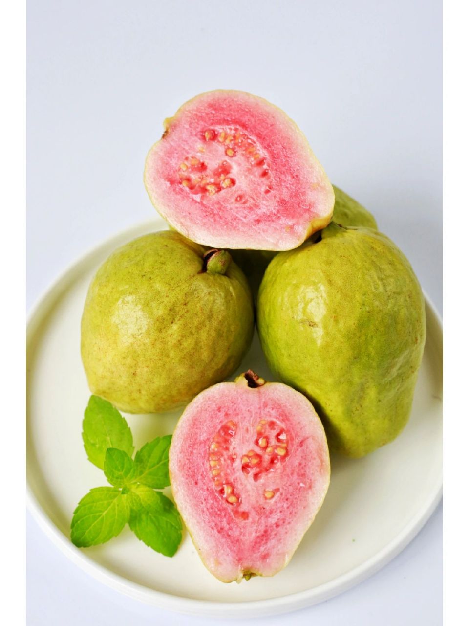 番石榴又名芭乐.