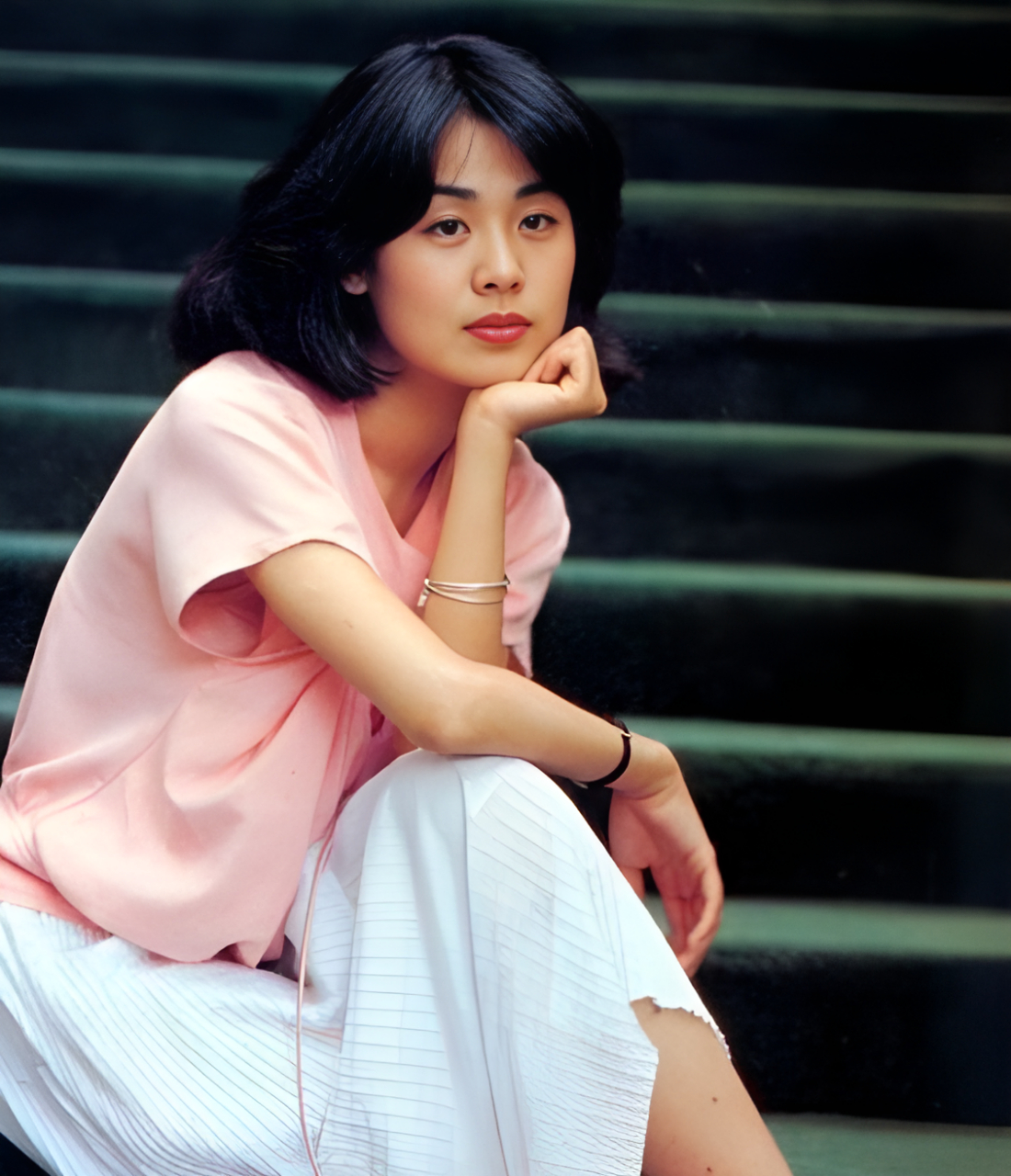 "  丛珊说:"朱哥的胸毛太长了,我害怕!