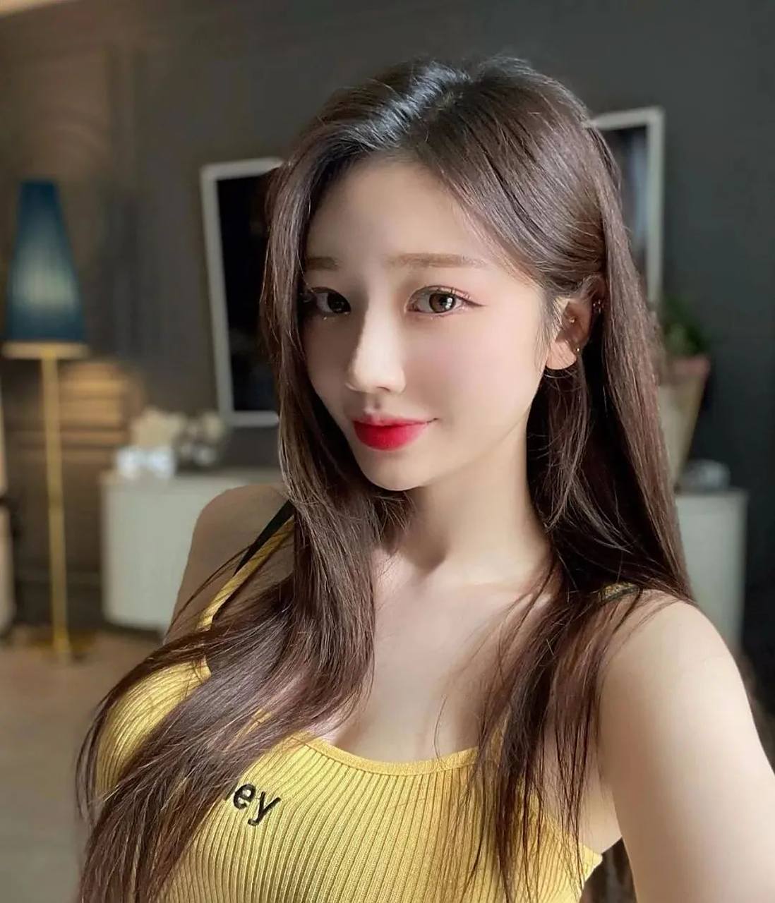 芊芊细腰#美女##女神##好身材性感女神##大长腿