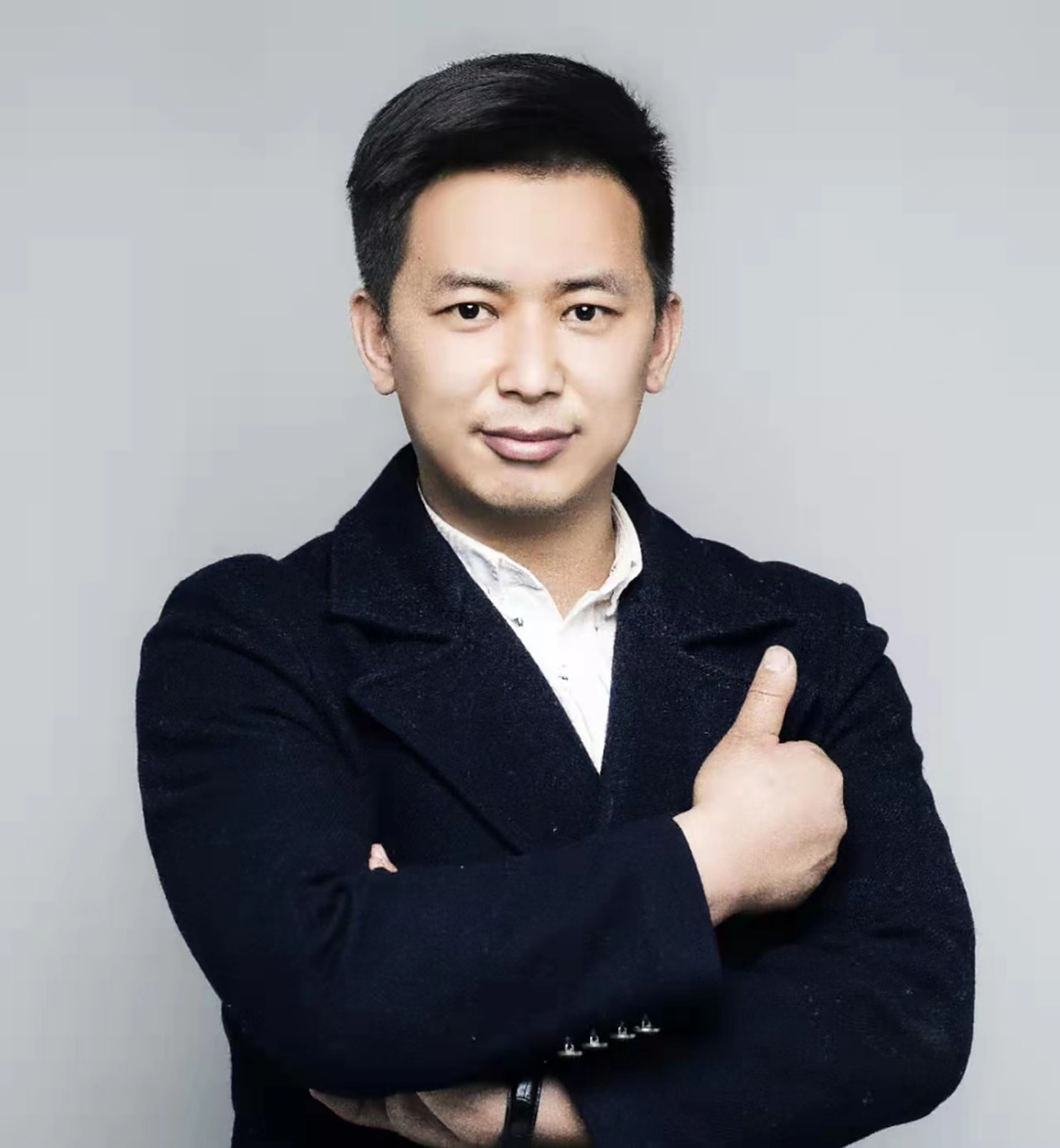 王家凉皮-西部努尔  一餐一饭,都将成为爱的滋养  片区总经理-陈晓伟