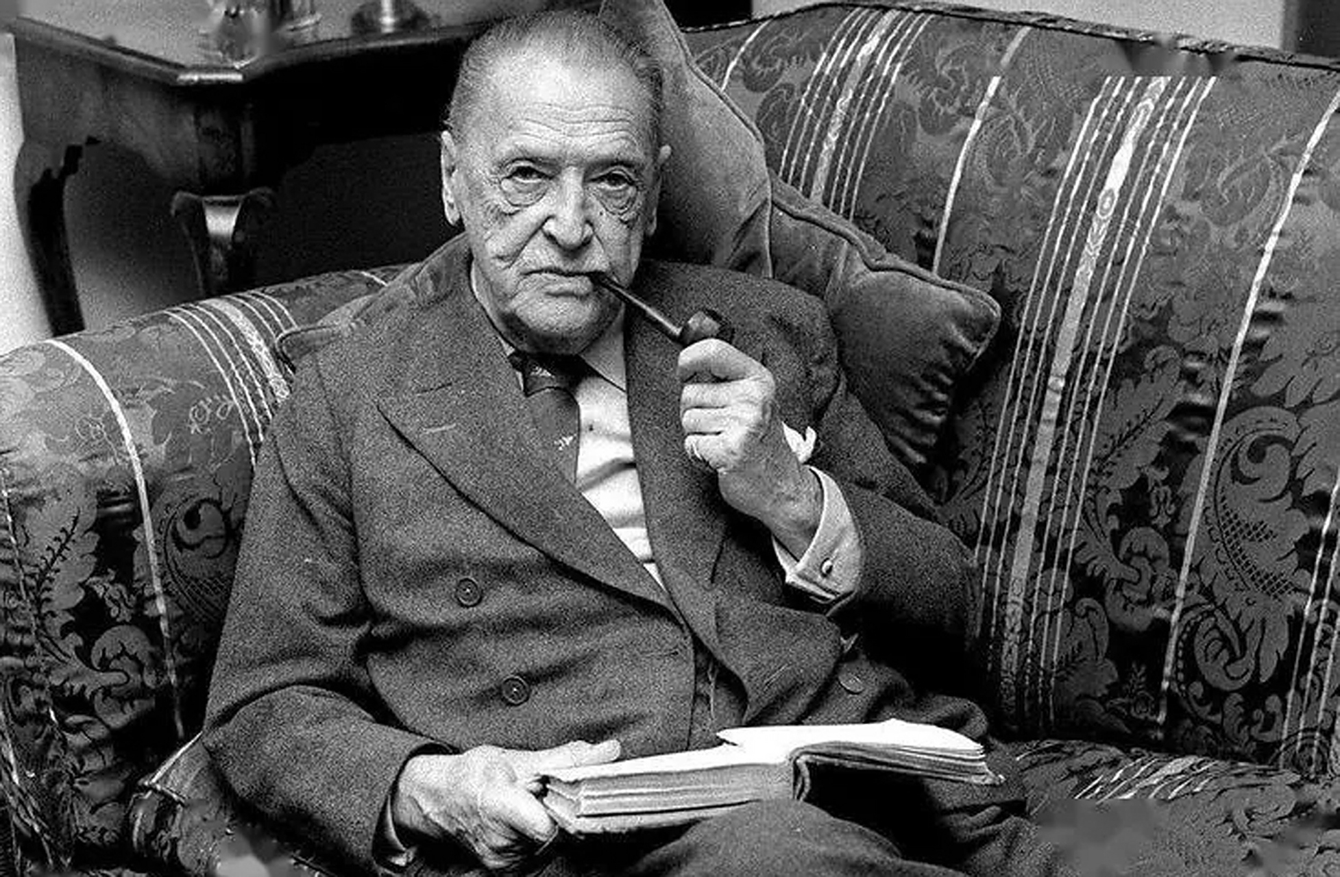 1920年,英国著名作家威廉·萨默塞特·毛姆来到中国,他在中国逗留了好