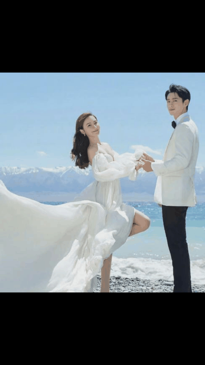 gif创作人# #魏晨于玮三亚婚礼#12月22日,魏晨与妻子于玮在三亚拘行