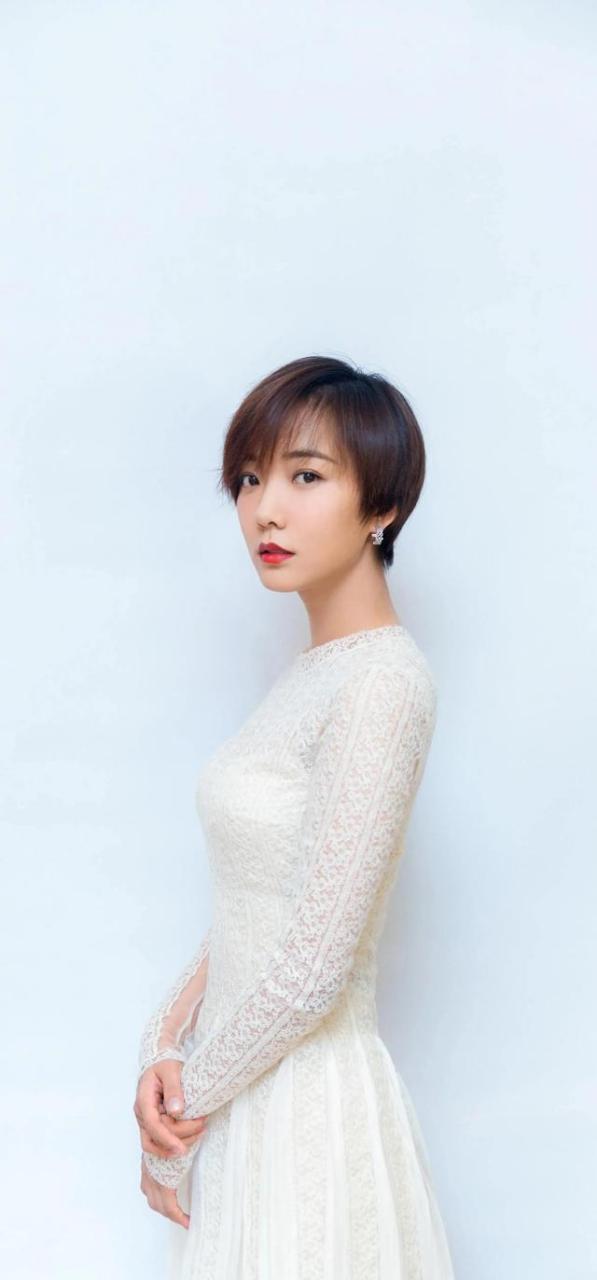 王珞丹,短发美女,气质优雅