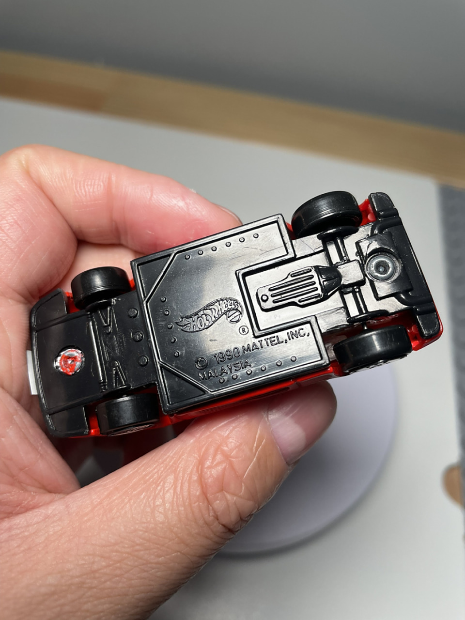 致敬中国第一台法拉利京a00001风火轮法拉利  风火轮法拉利348致敬