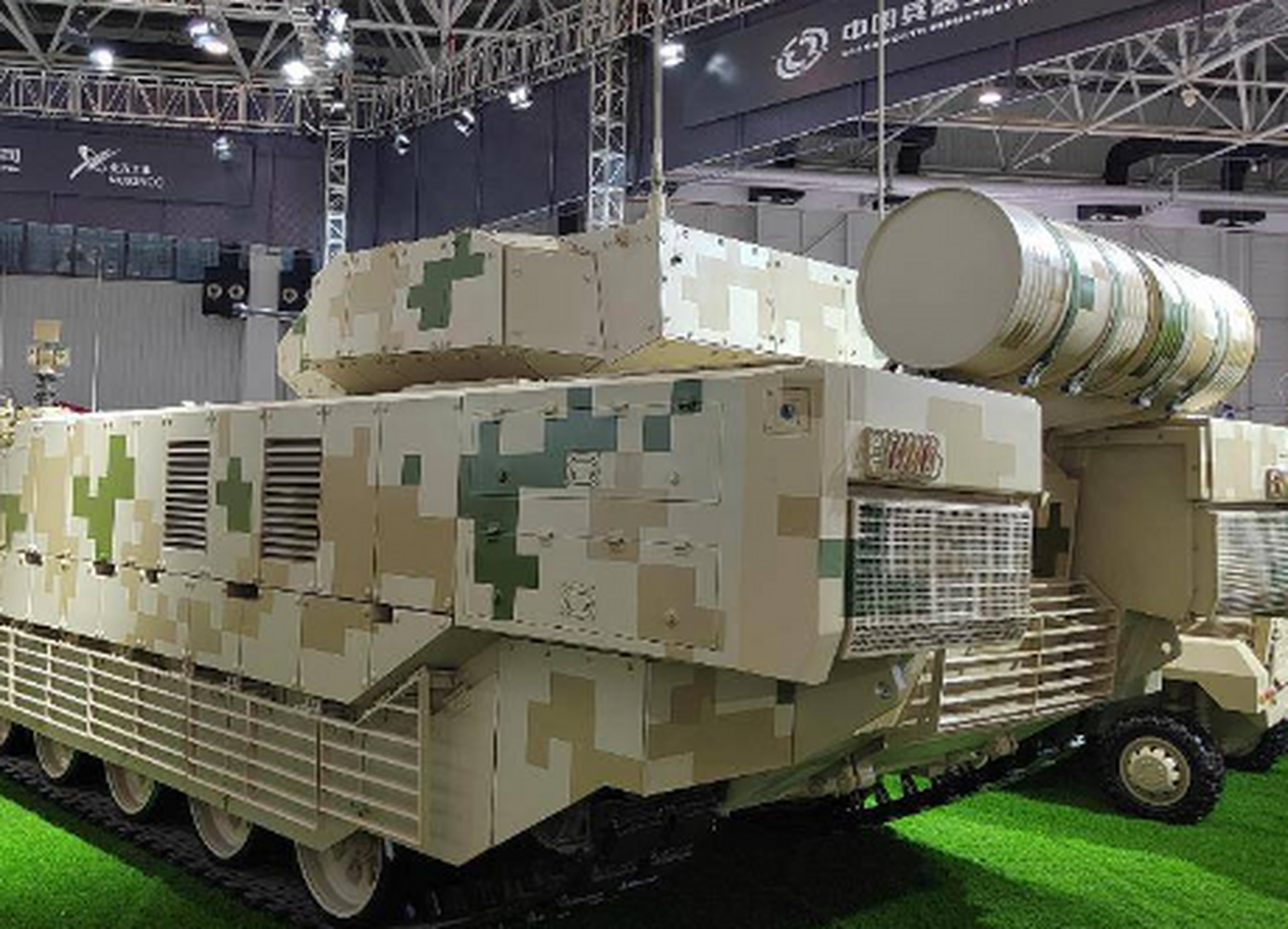 vn20重型装甲车,具备强大防御性能,突袭作战的典范!