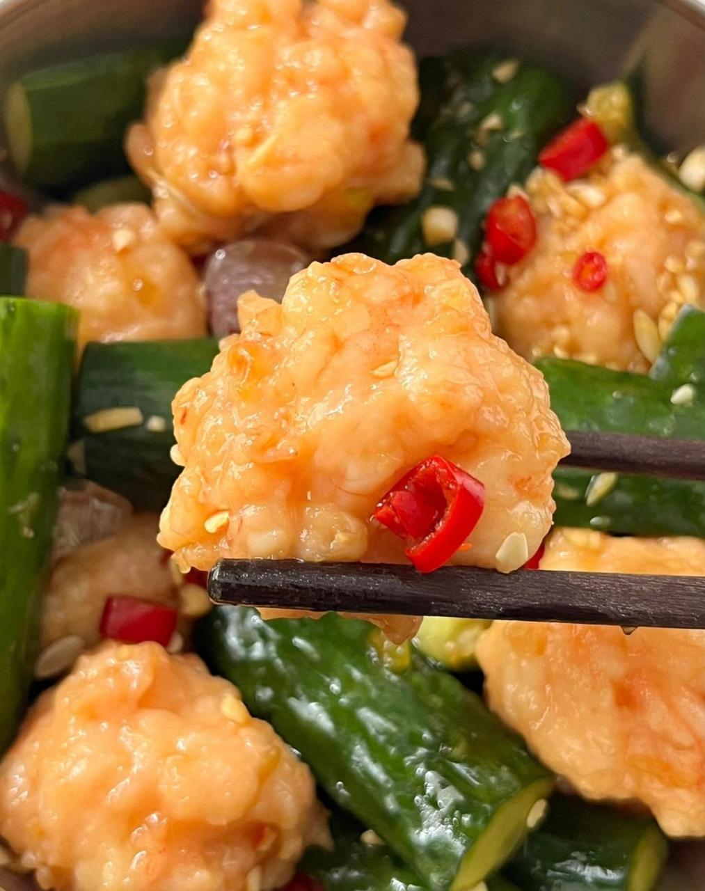 凉拌虾滑也泰好吃了吧!