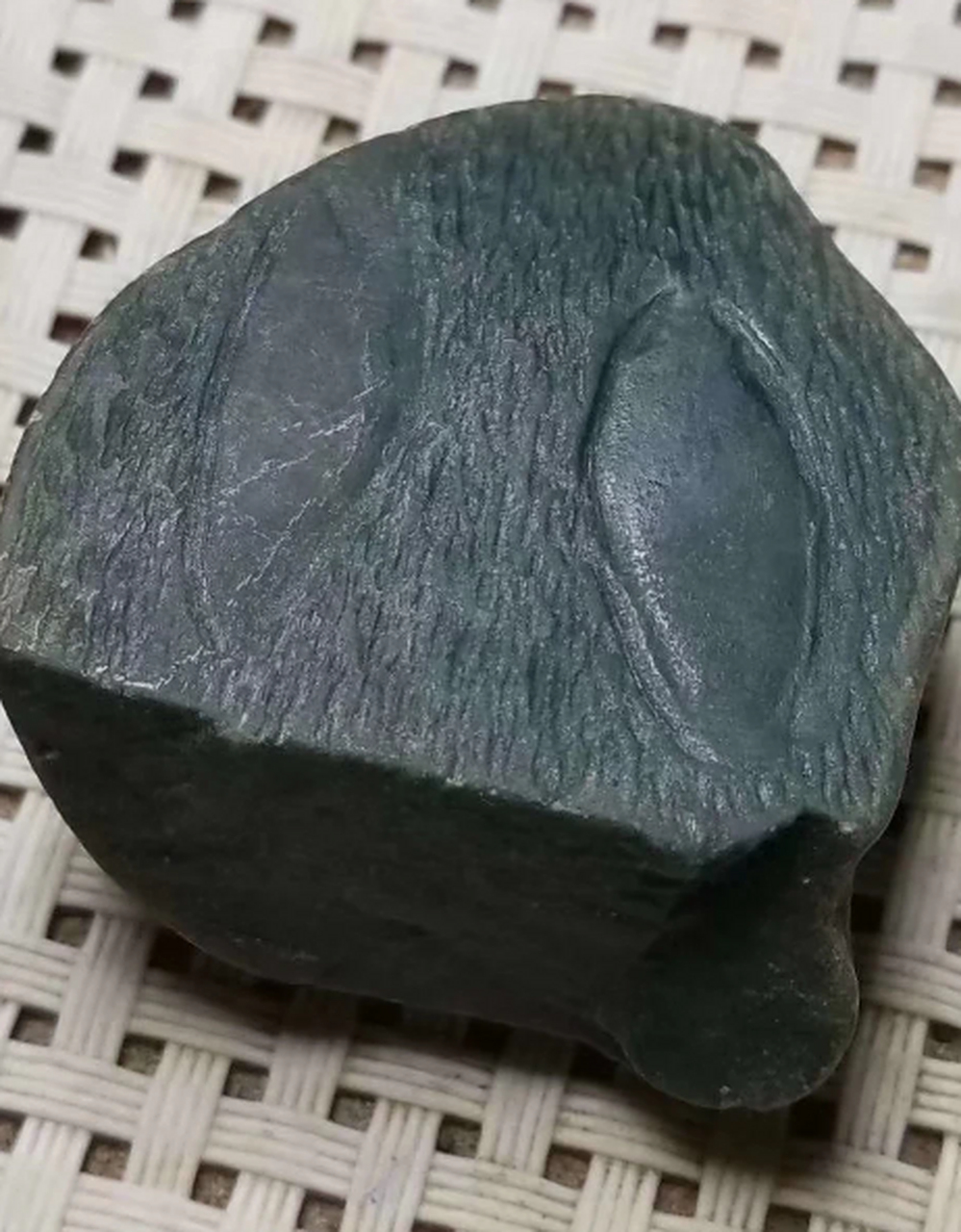 点击头像看直播##翡翠原石#翡翠原石 老后江 老蓝水小精品料