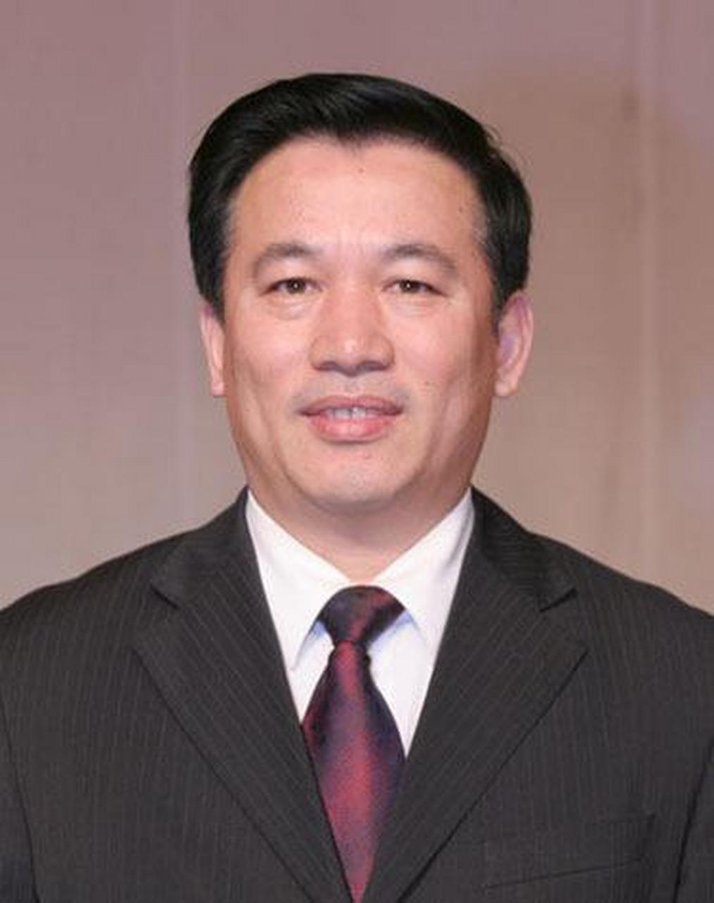 孙明亮,山东高密人,潍坊人大工作,日前被烟台监委立案调,从调查单位的