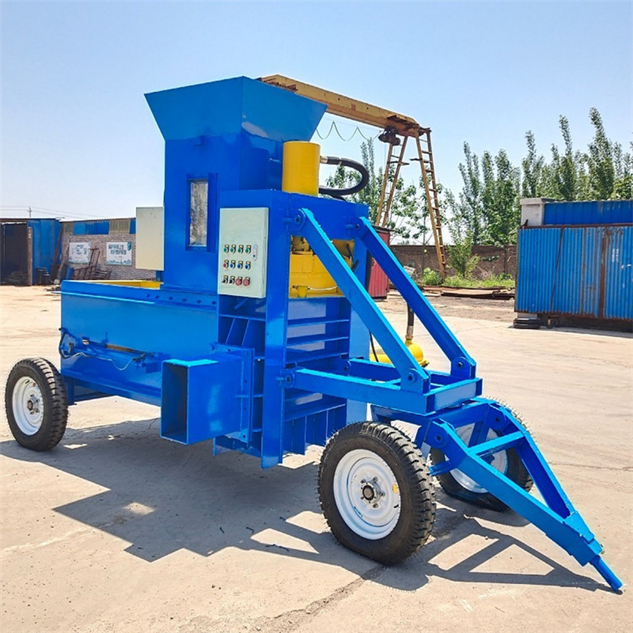 谷壳压缩机 稻壳打包机生产视频#稻壳压块机#  稻壳打包机需要将玉米