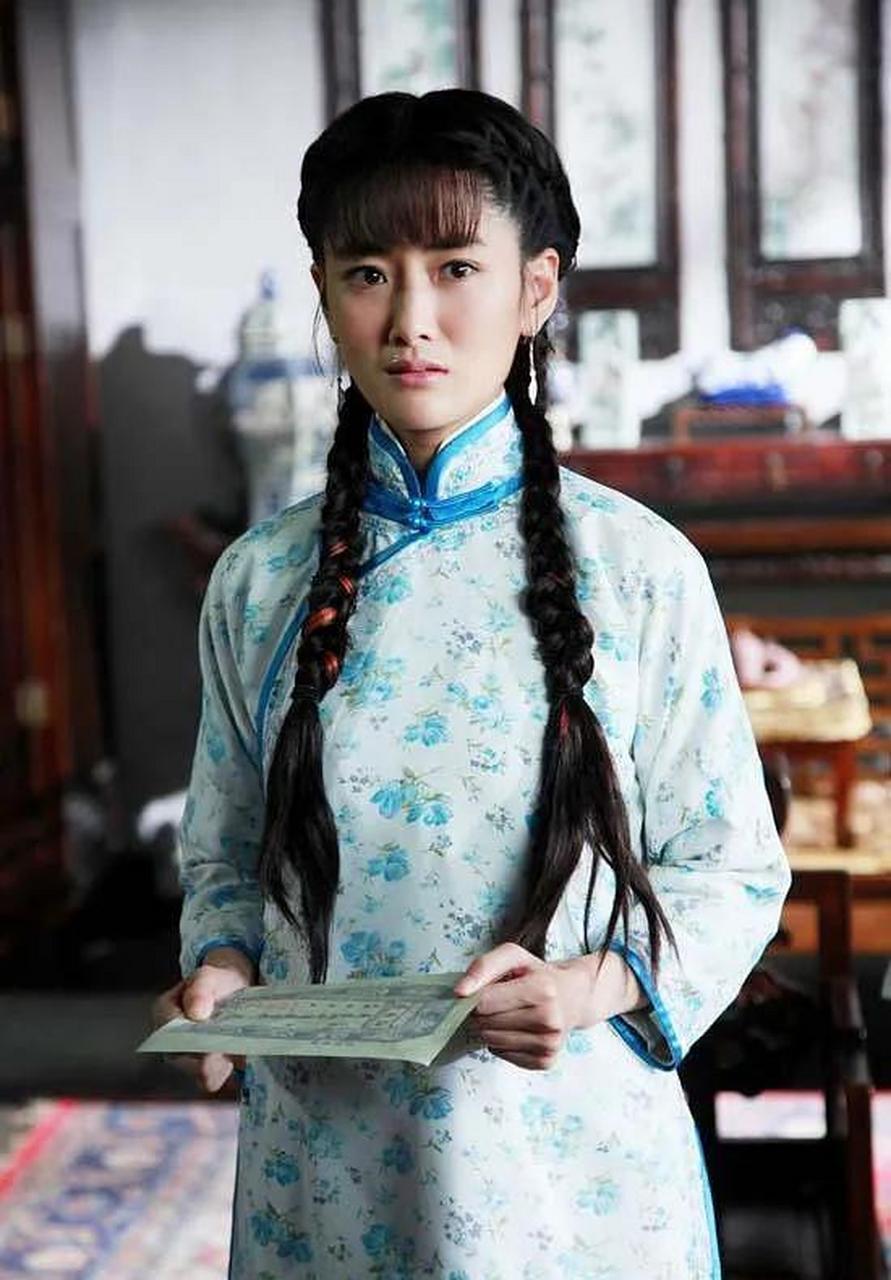 女明星陈洁穿旗袍