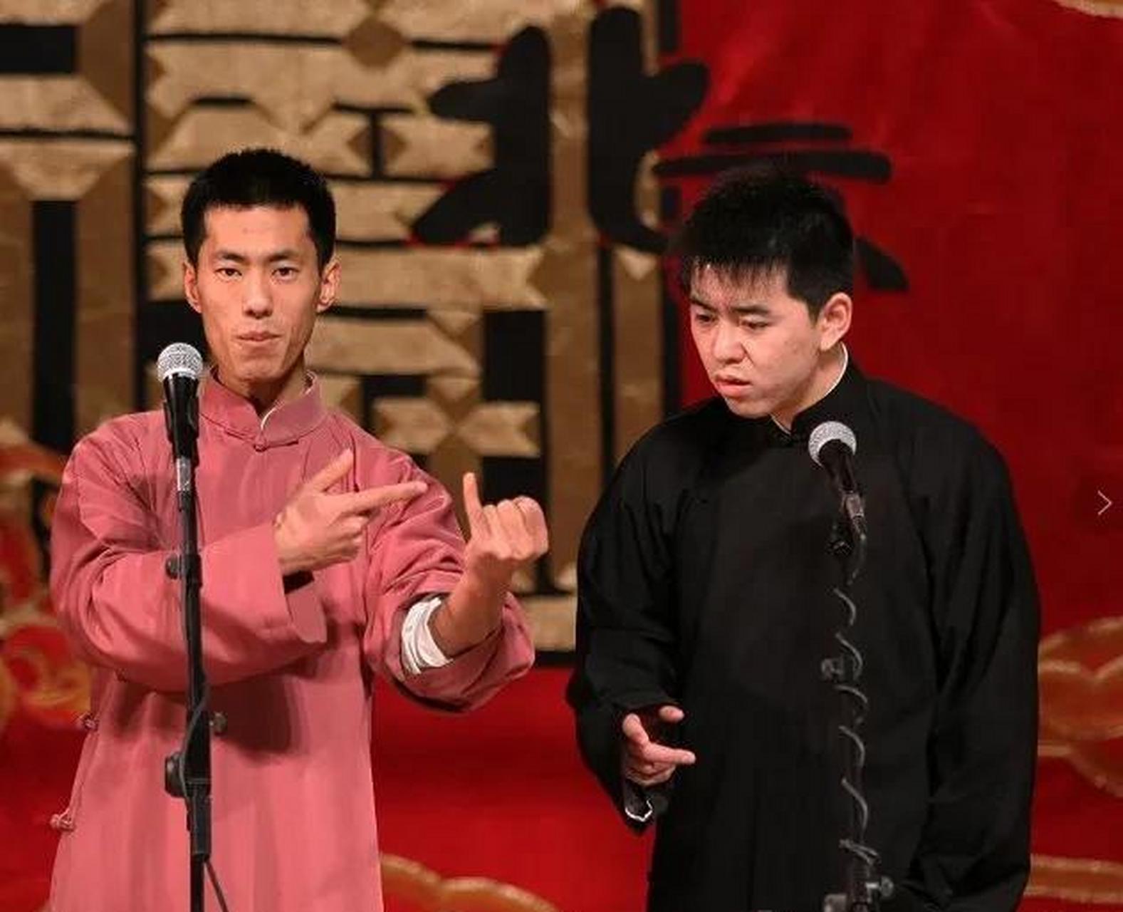 德云社鹤字科大师兄杜鹤来,宣称不适合说相声退出德云社,如今兜兜转转