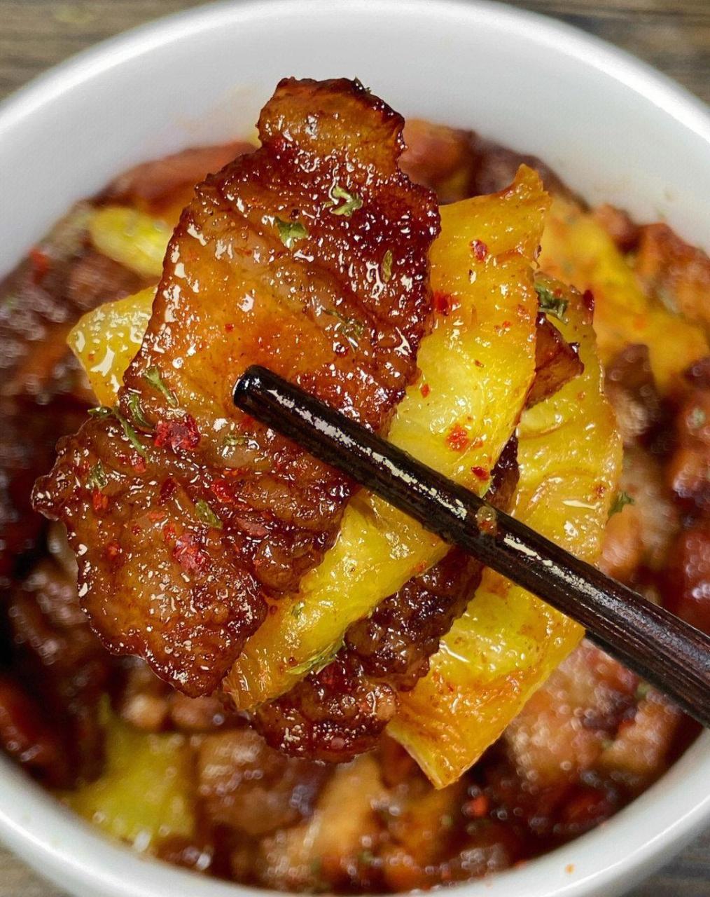 菠萝烤肉 这个做法的烤肉我真的服了外酥里嫩鲜美入味酸甜开胃真的巨