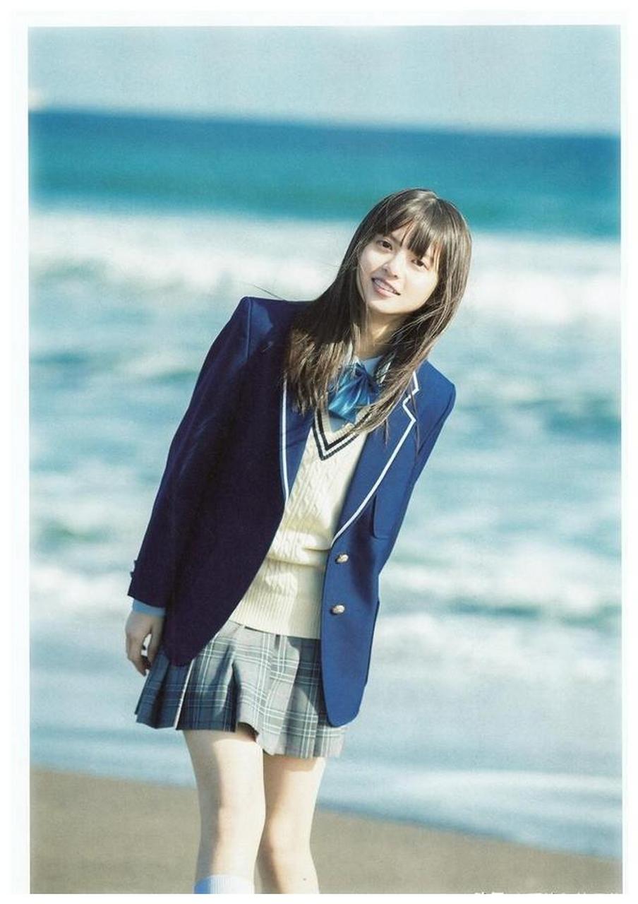 日本"神选美少女"斋藤飞鸟,日系穿搭甜美清纯,早秋穿搭就看她