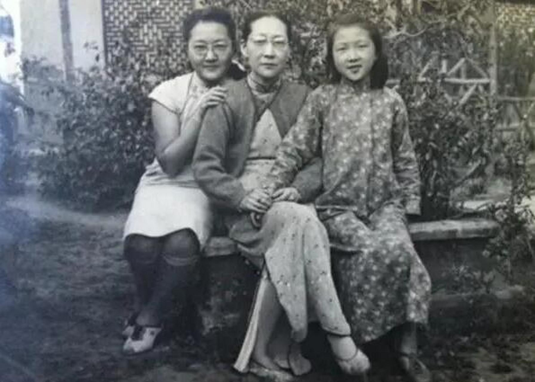 民国时期,李烈钧对好友龚永的妻子华世琦产生了爱意,为了赢得她的心