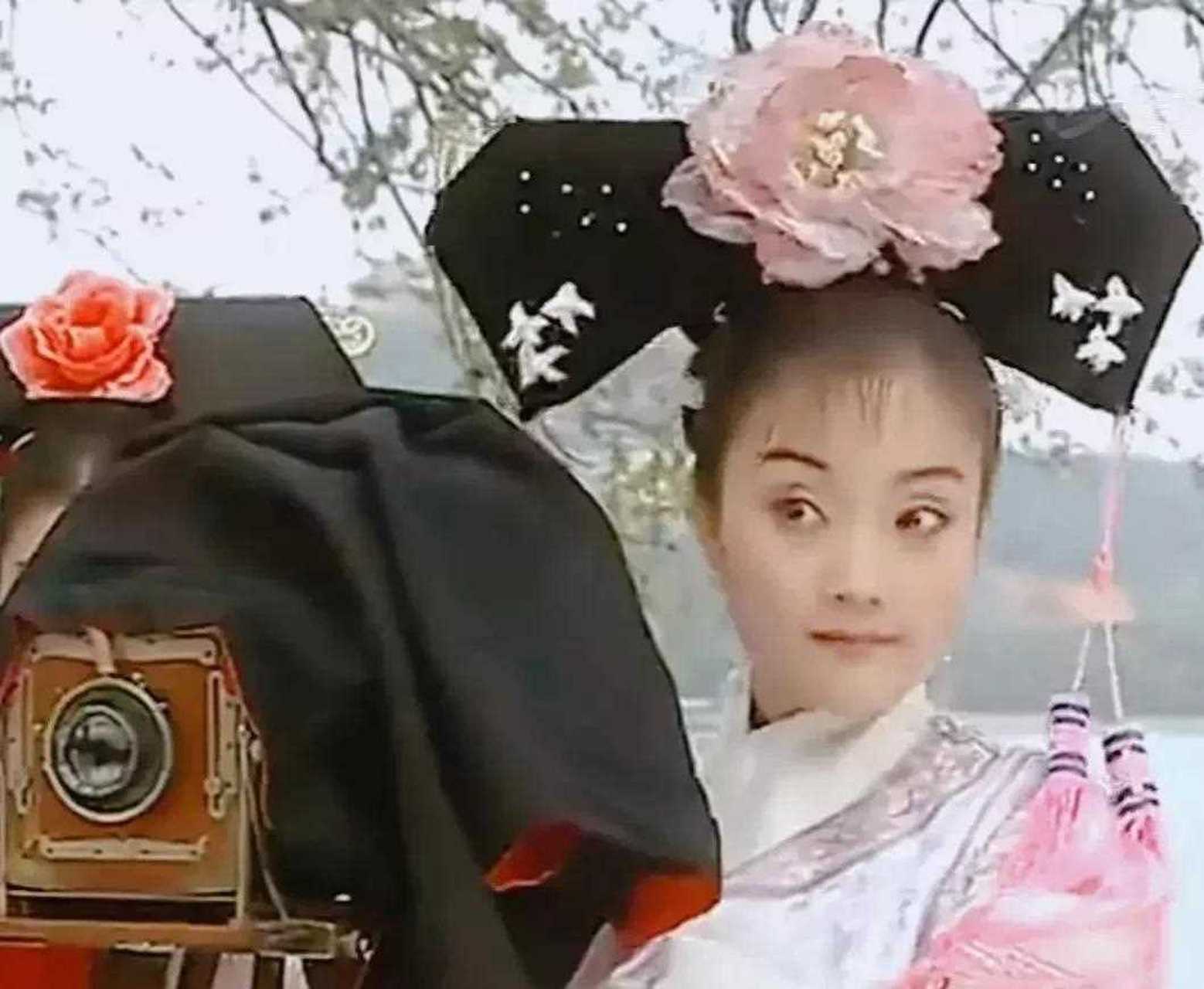 由李小璐和李晨主演的电视剧《十三格格》不知道小伙伴们还记得吗?