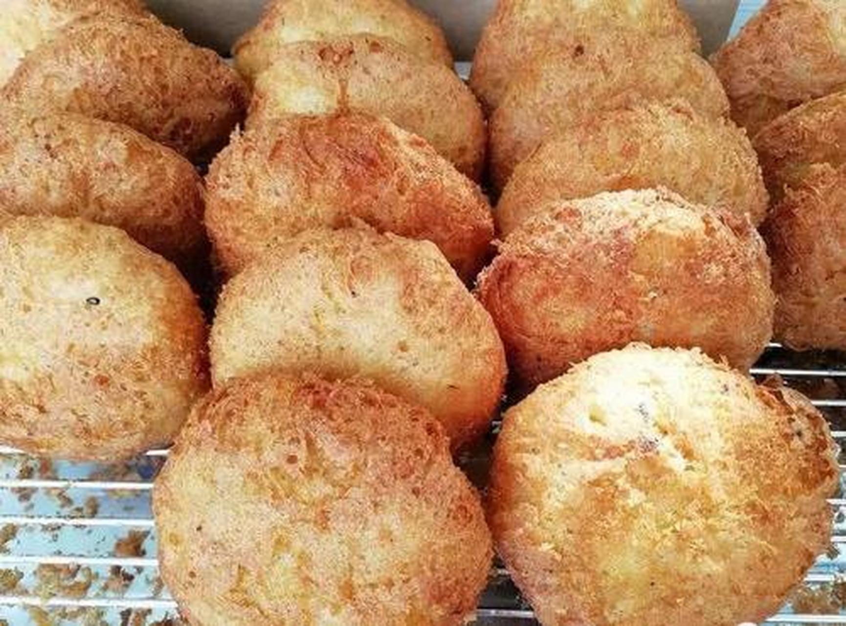 美食教程#馇酥:最后要介绍的这个咸阳的特色小吃就是馇酥,它吃起来