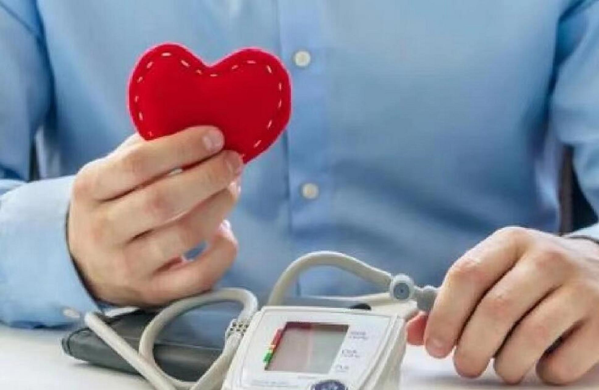 高压140低压100,需要治疗吗?