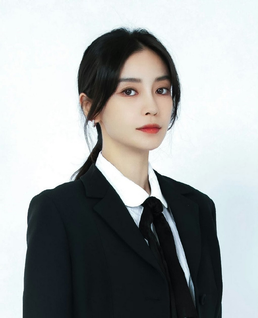 星闻#  喜欢angelababy杨颖永不过时!这脸怎么看都不会腻歪.