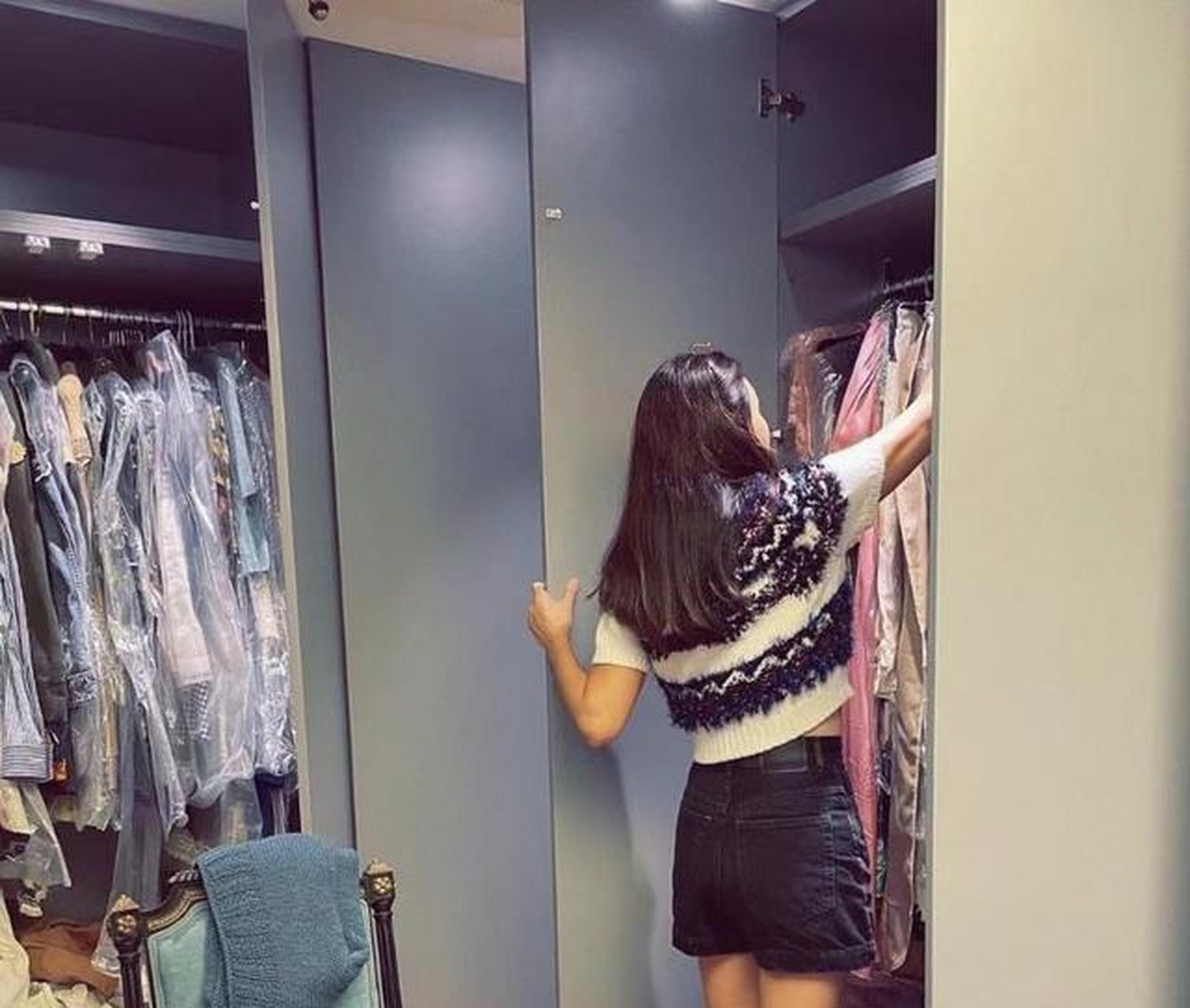 他们所公开的家,位于韩国清潭洞高级公寓"mark hills",最初这对夫妻