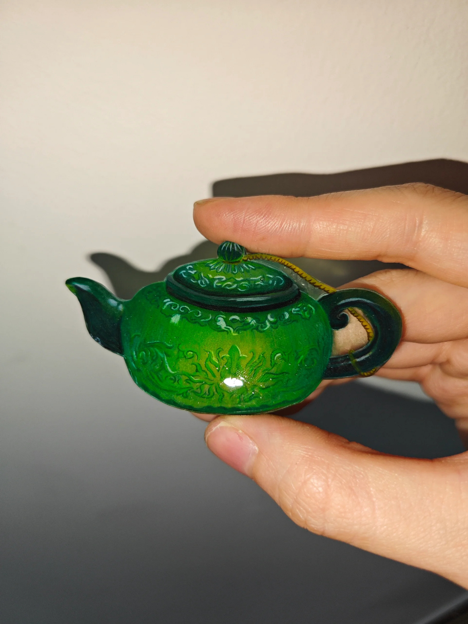 中华缠枝纹薄胎玉壶出窑啦 | 热缩片  "人性如钧瓷,入窑一色,出窑万彩