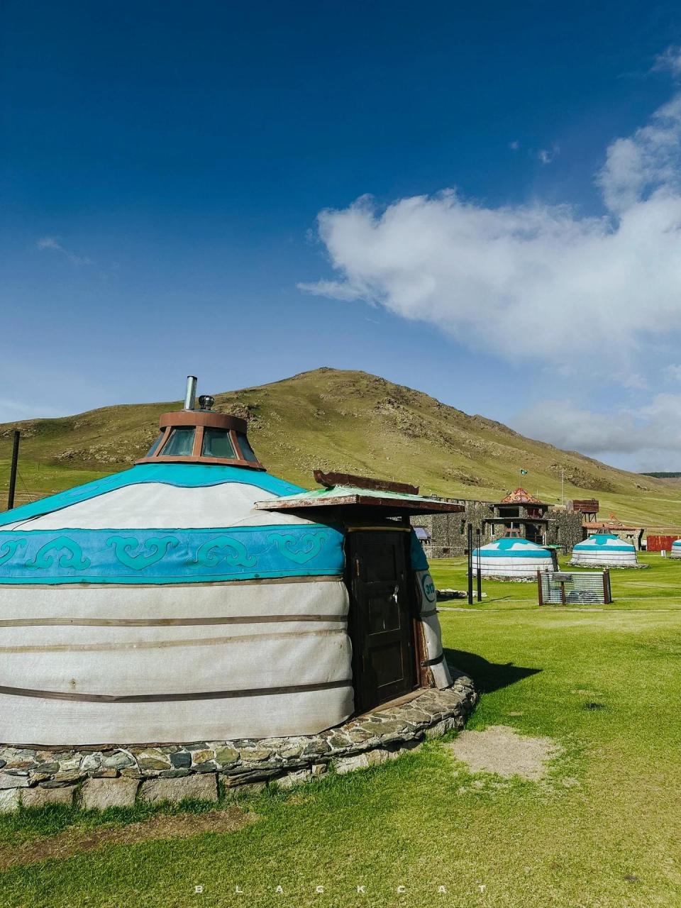 蒙古国   乌兰巴托  在草原上像少年般奔跑 时间以同样方式流经每个人