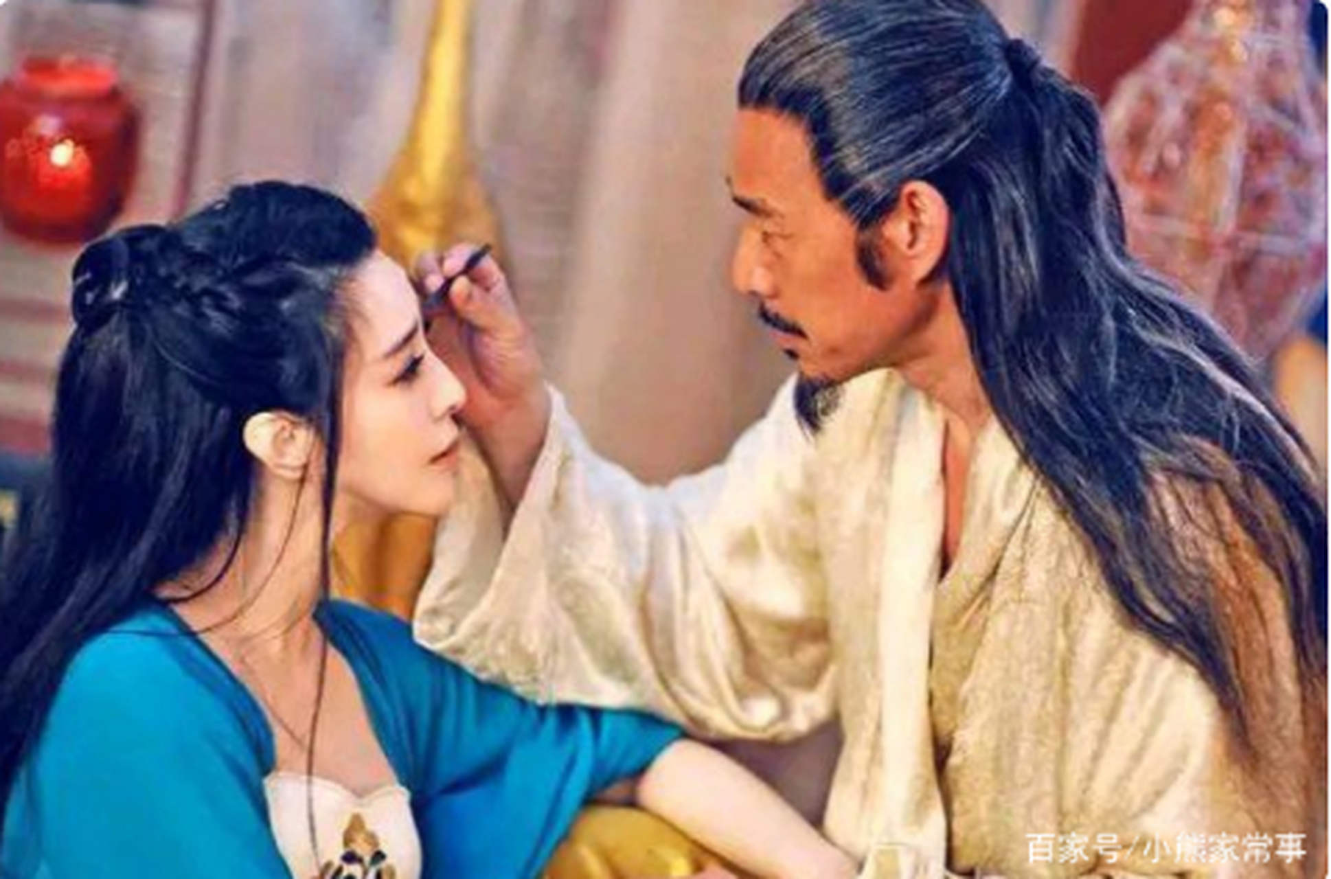 一次武则天突然大半夜让人把沈南缪叫来,说肚子不舒服,一听这话,沈南