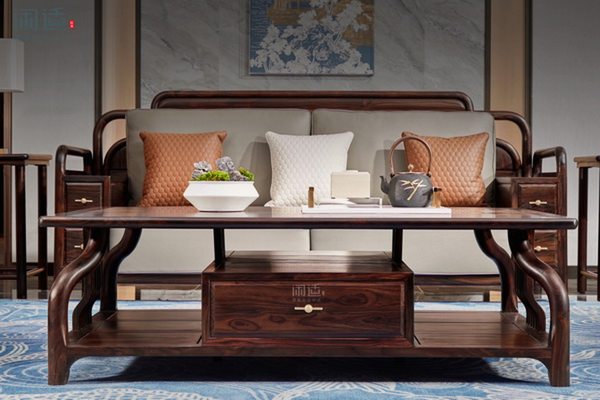 阔叶黄檀家具系列:《旭日沙发》.