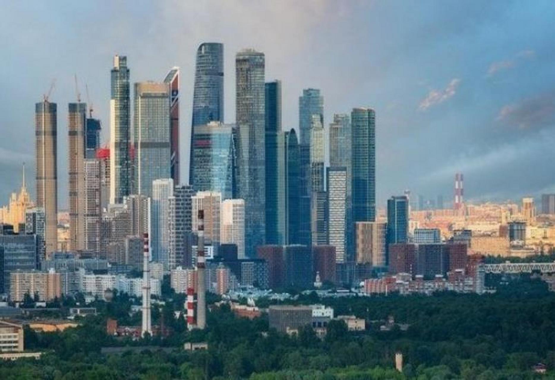 莫斯科cbd的高楼大厦,高楼的气势够震撼 这高楼够集中,这样的cbd真的