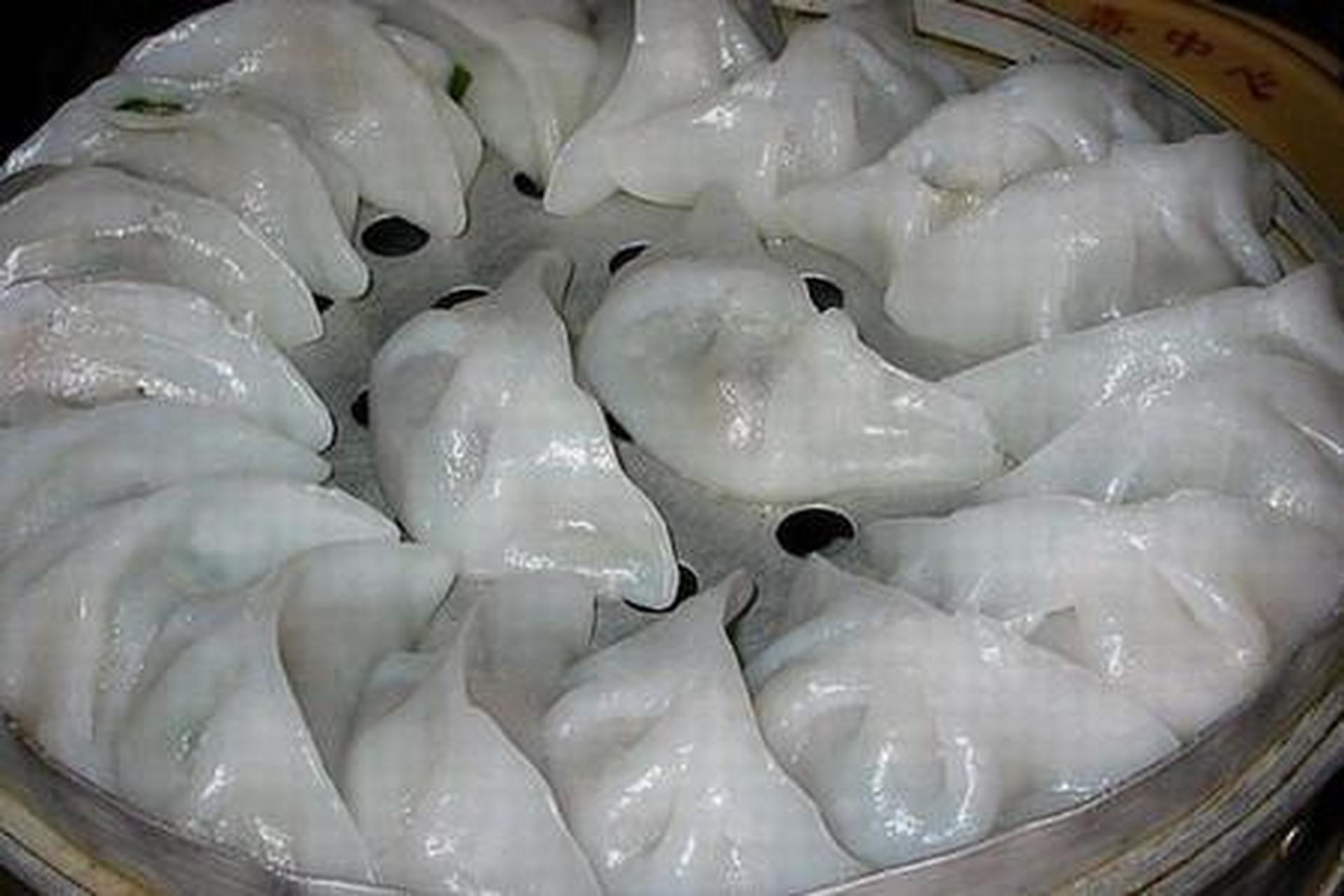 南宁本地人最爱的美食店:老甘粉饺店 粉饺的制作必须选用优质大米精磨