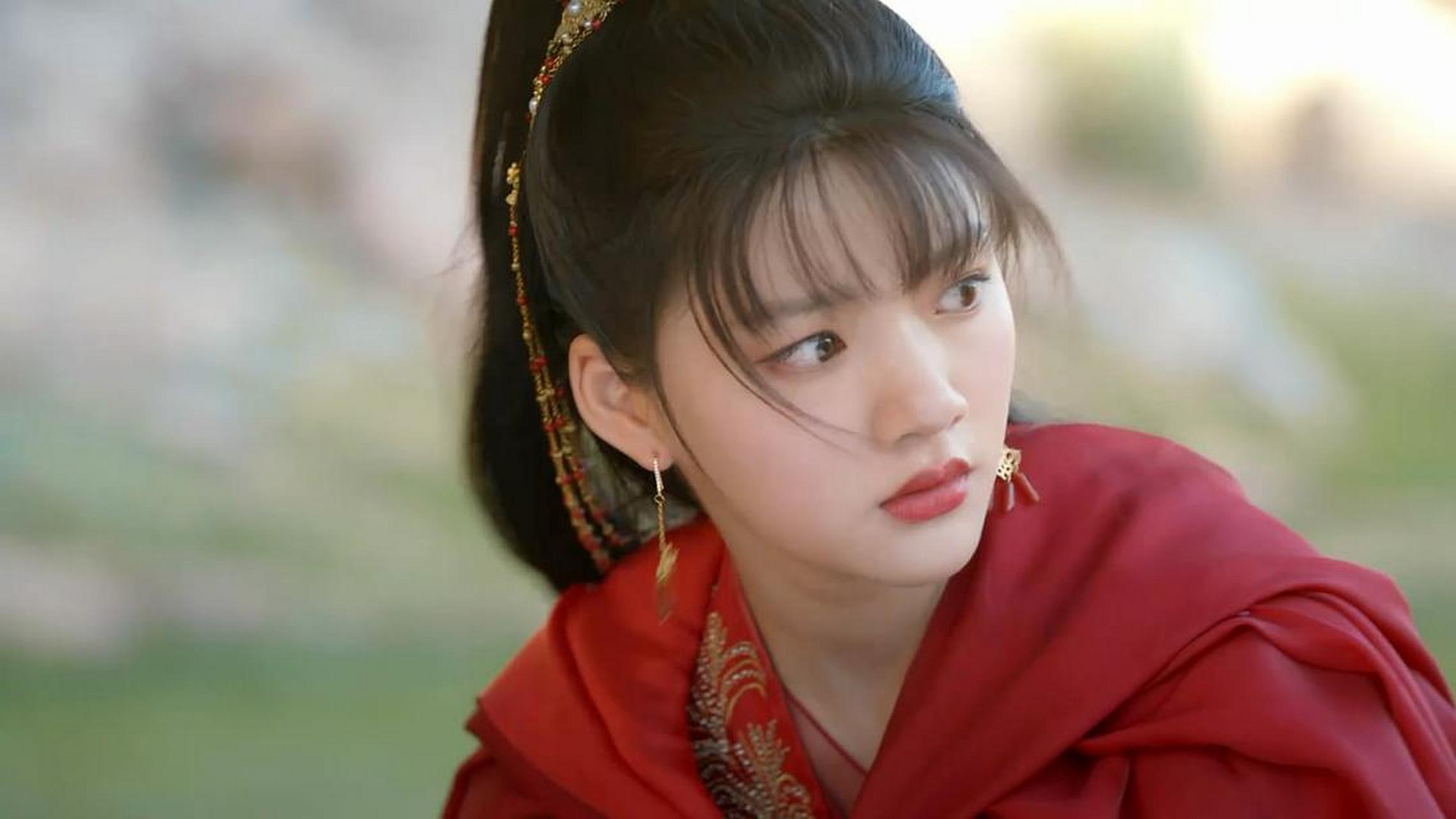 《玉骨遥》任敏颜值被嘲,齐刘海扮相没有之前在《清平遥》中的造型