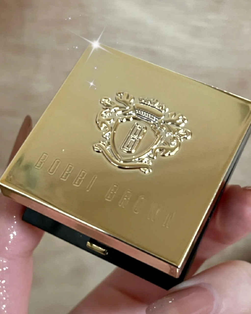 bobbi brown 月光石 moonstone这块可太细腻了 没什么底色 随便哪抹