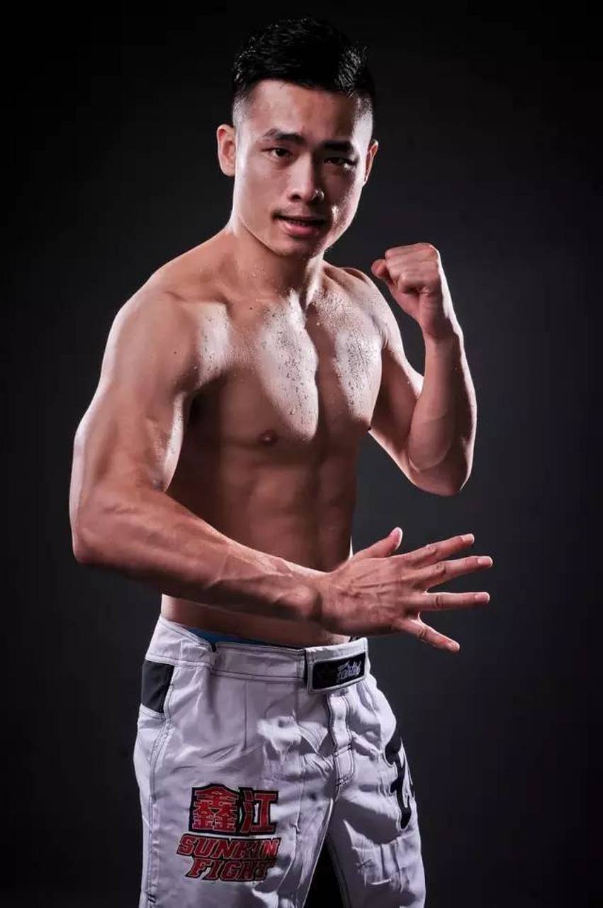 超级散打王柳海龙喊话奥运冠军蔡良蝉,谁能够笑到最后?