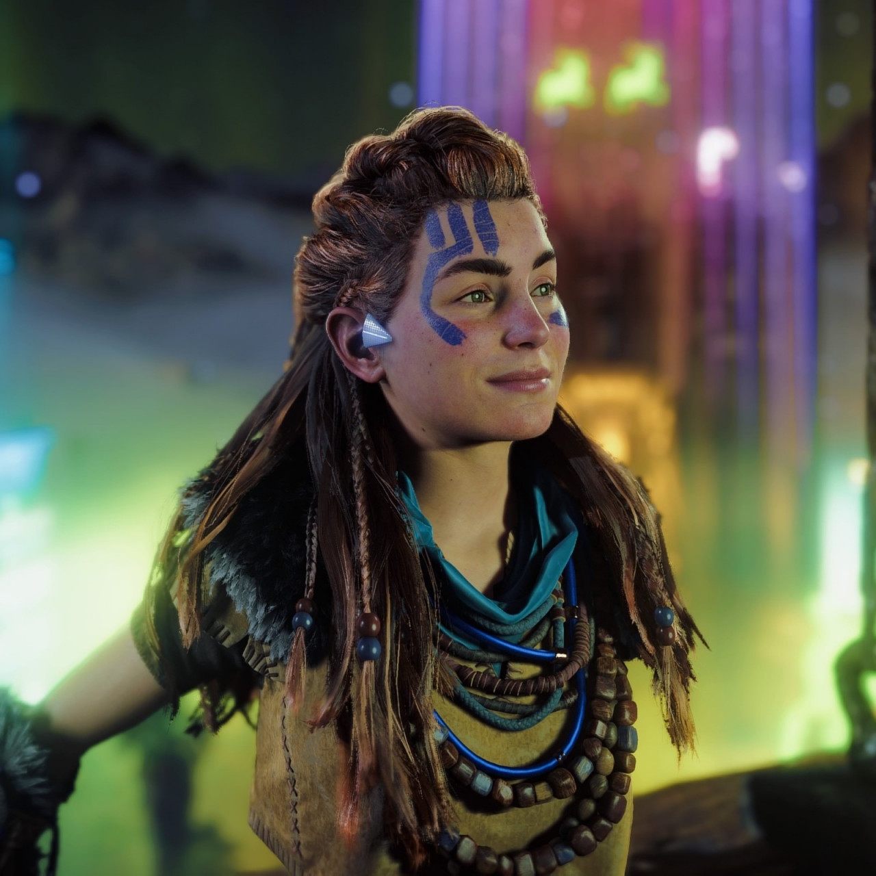 pc单机游戏大作《地平线:西之绝境》女主角埃洛伊的美照,看着笑容甜美