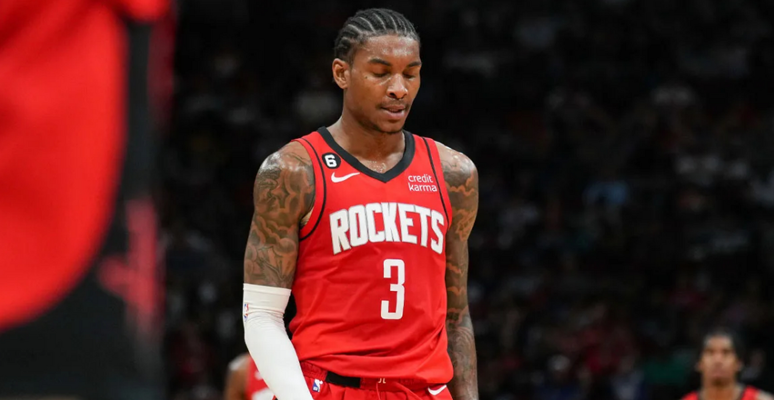 北京时间9月15日,随着联盟和火箭队正式调查小波特家暴女友事件后