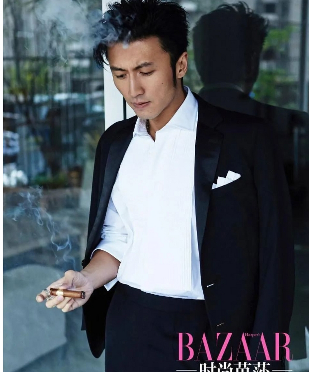 标题:《谢霆锋:时尚芭莎十二月刊封面》