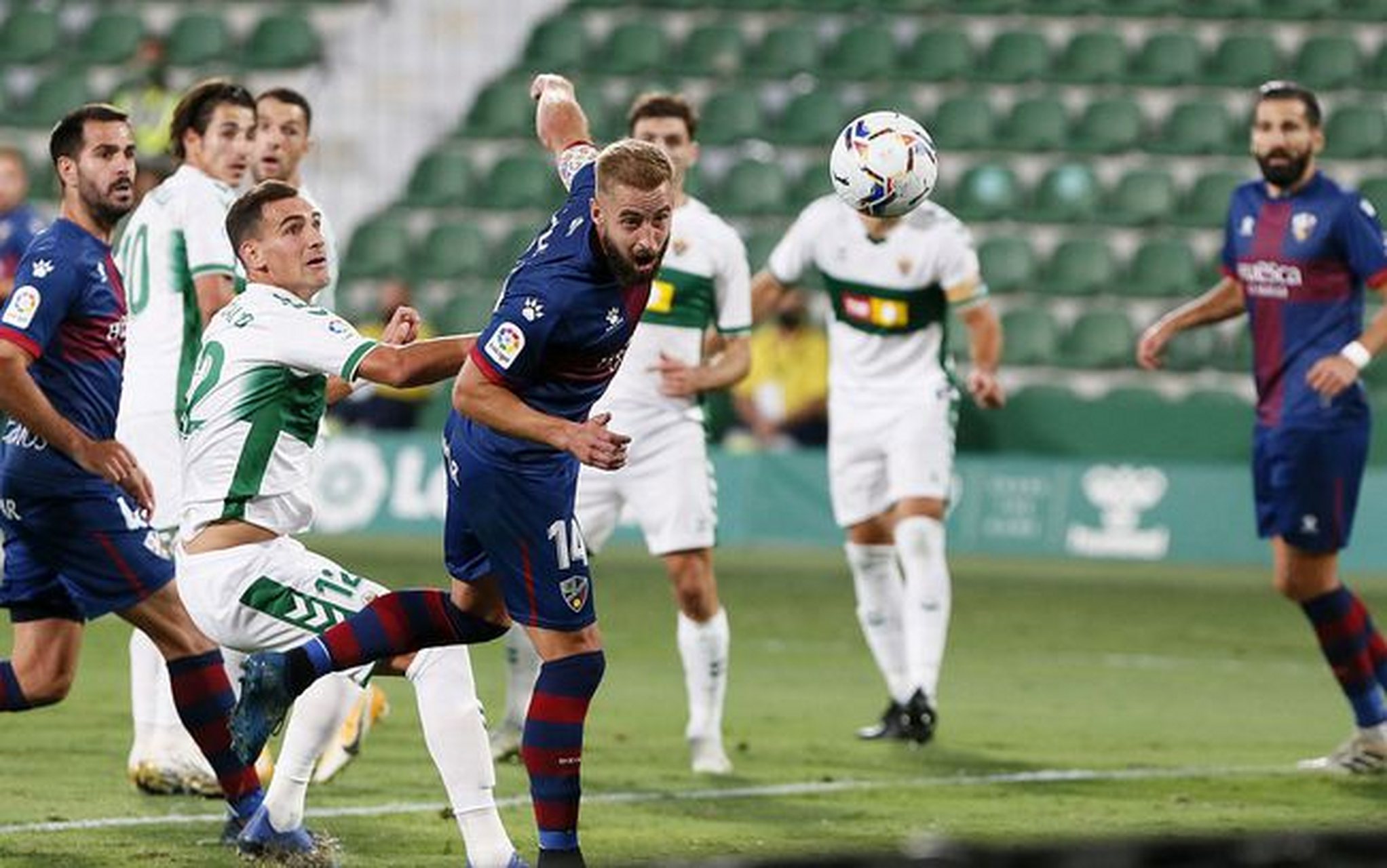 周一004 瑞典超 天狼星 vs aik索尔纳  天狼星上赛季最终获得联赛第11