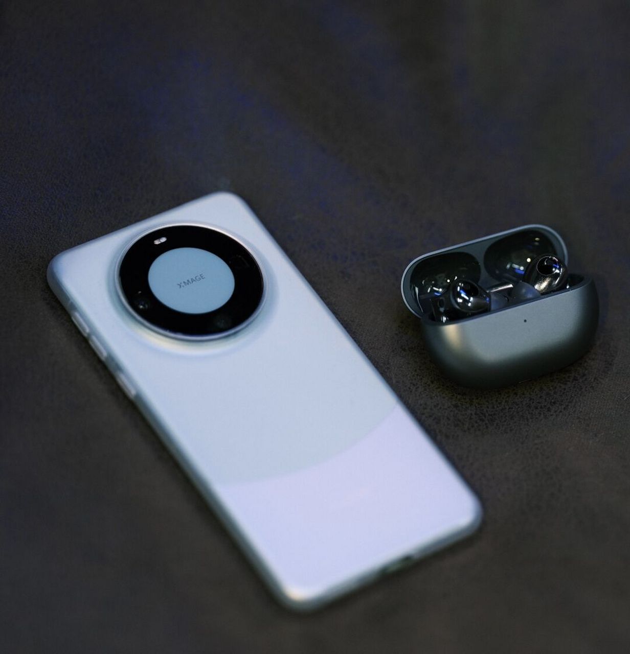 华为劳斯莱斯联名 lossless劳斯莱斯,这都啥时候的事儿啊.