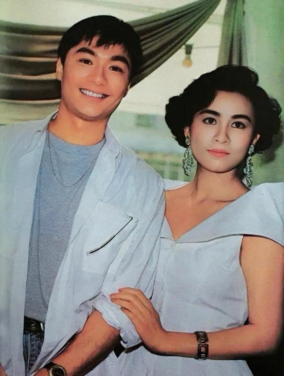 领动计划# 才发现林俊贤和刘嘉玲年轻时合作拍戏竟这么亲密啊!