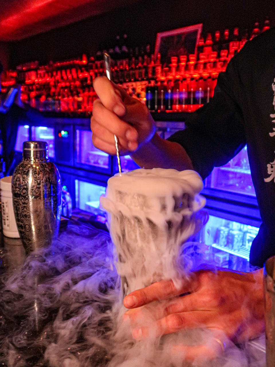 银川首店|百鬼夜行[照相机]日式沉浸式酒吧酷到爆 啊啊啊啊啊!