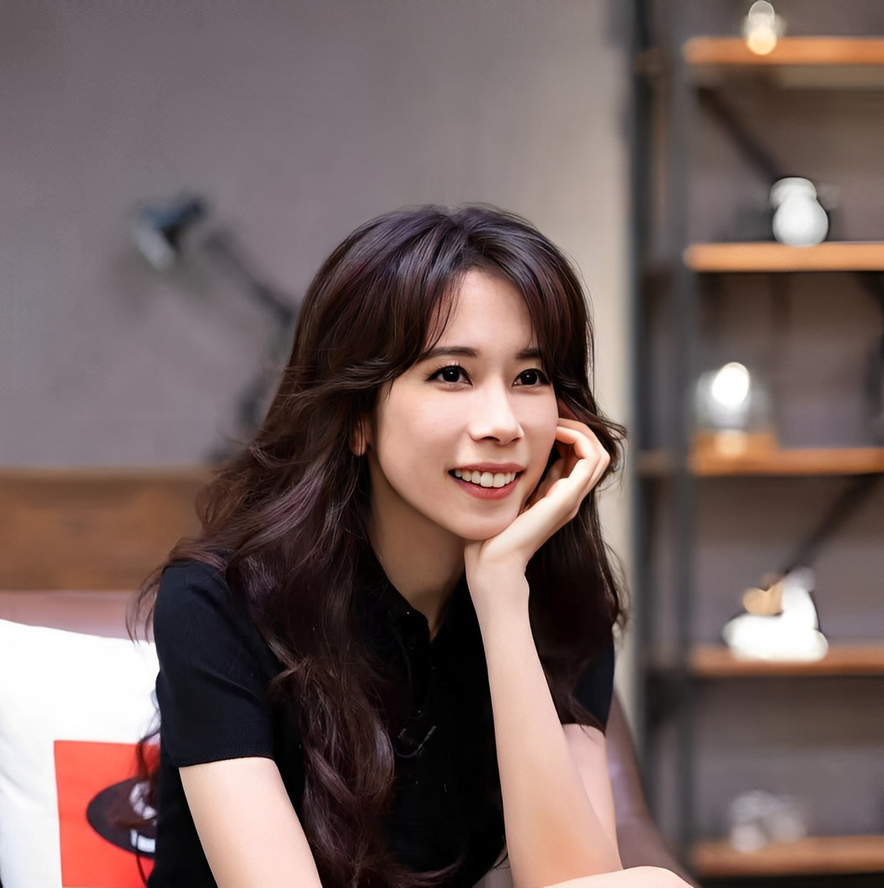 可以看到,莫文慧的这组照片,让我对她有了新的认识,如今53岁的莫文慧