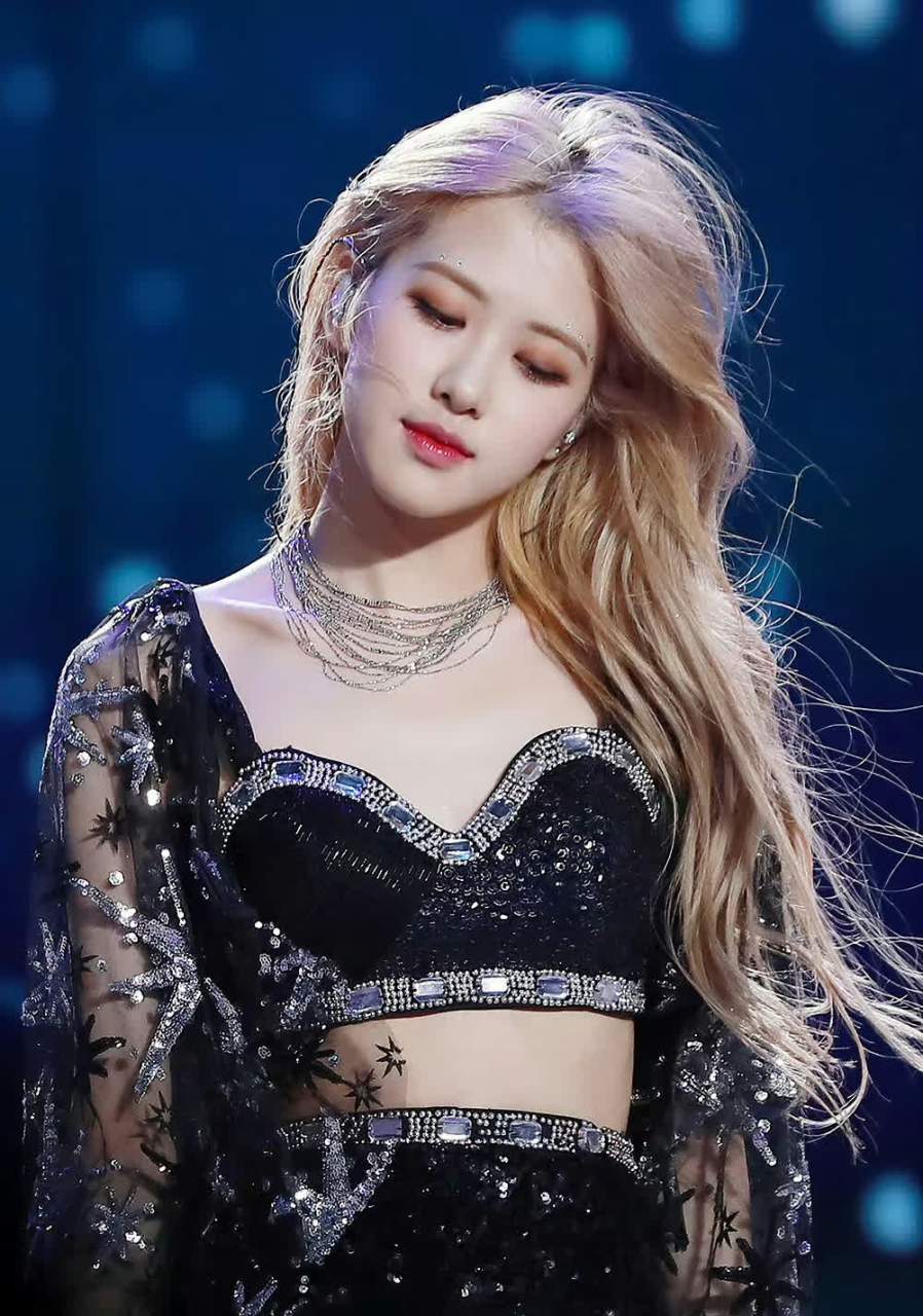 舞台上的朴彩英好迷人#rosepark chae young