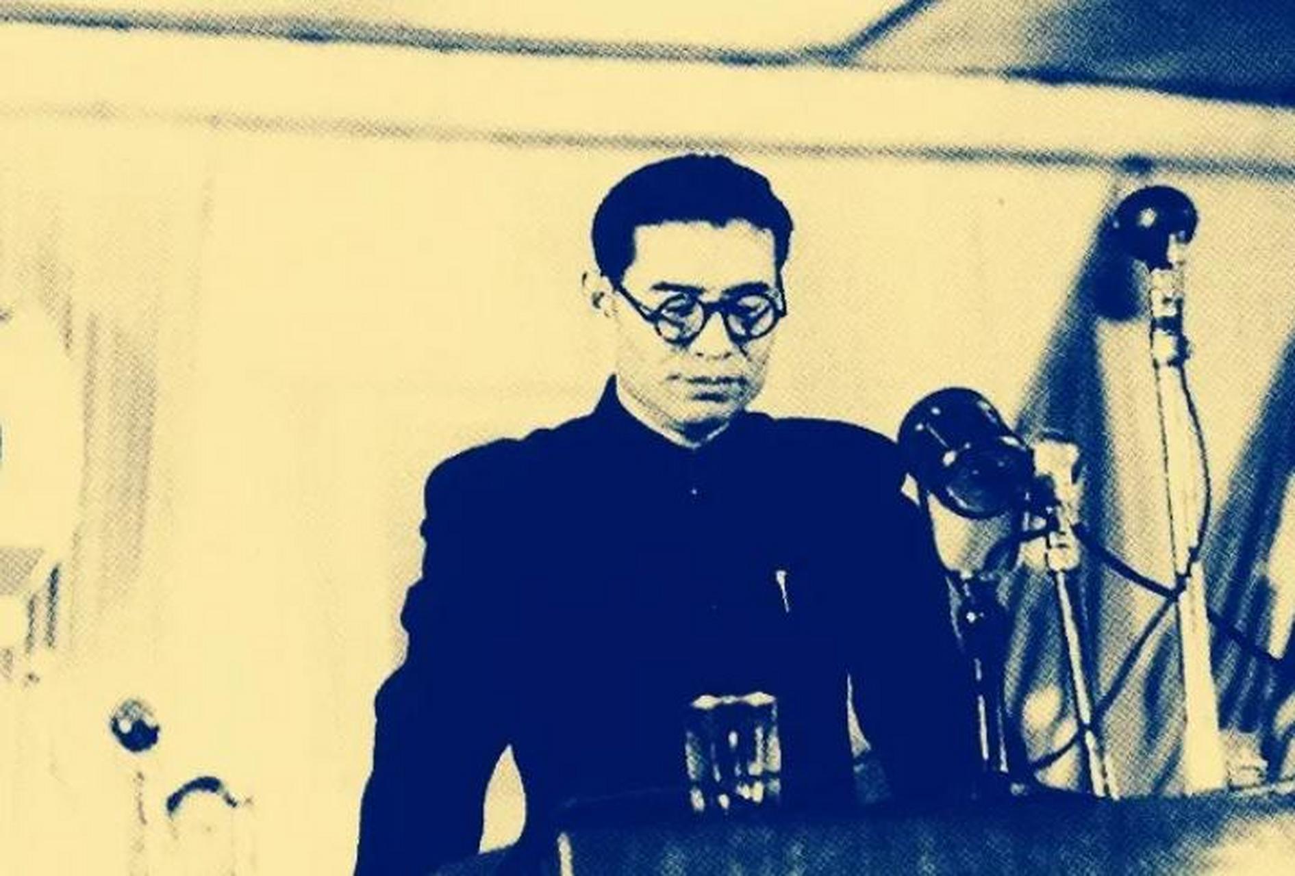 领动计划# 高岗,1949政协会议上的一张照片.