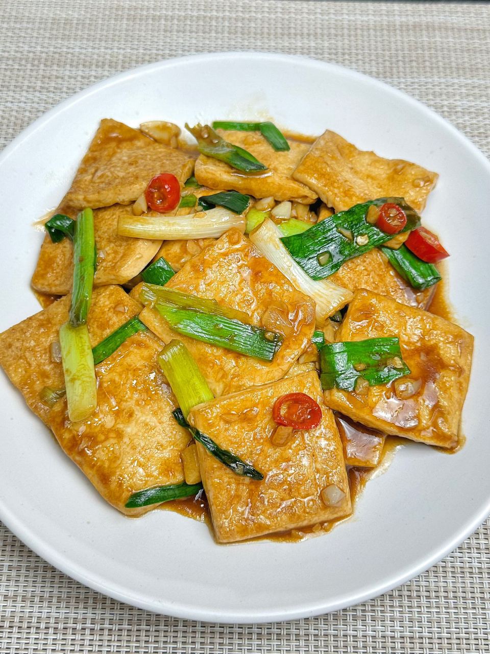 家常香煎豆腐,外焦里嫩好下饭!